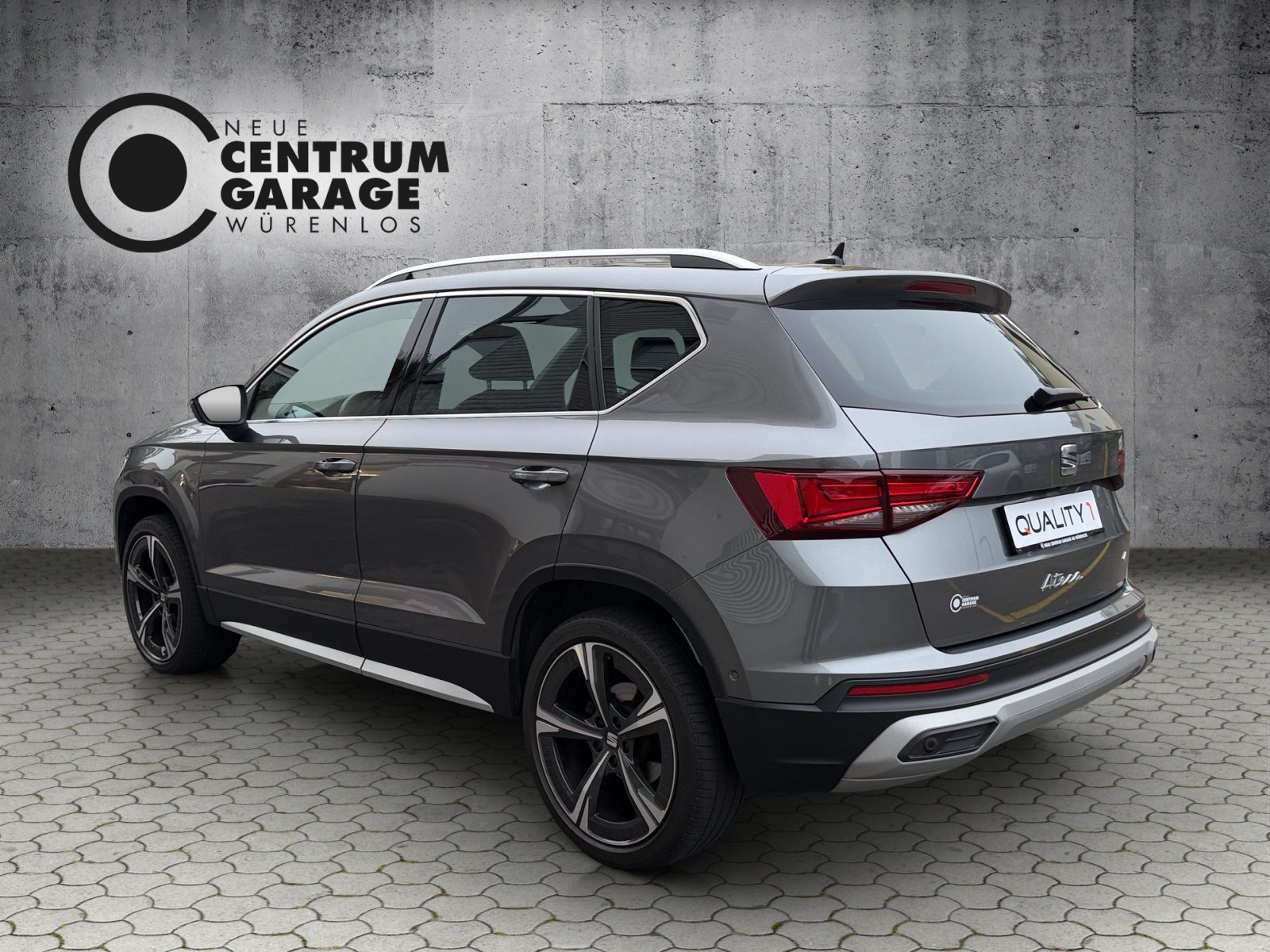 SEAT Ateca 2.0 TSI Hola Xperience DSG 4Drive-image-5