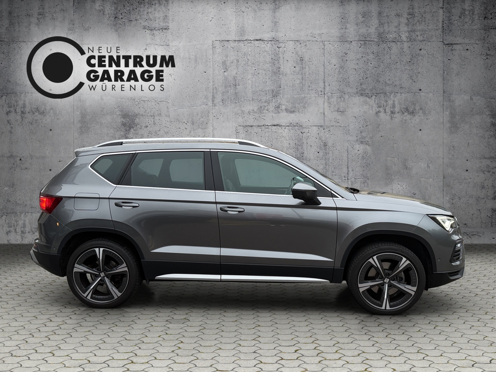 SEAT Ateca 2.0 TSI Hola Xperience DSG 4Drive-showroom-element-2