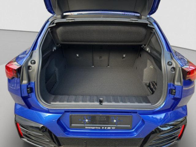BMW iX2 U10 30 xDrive-image-11