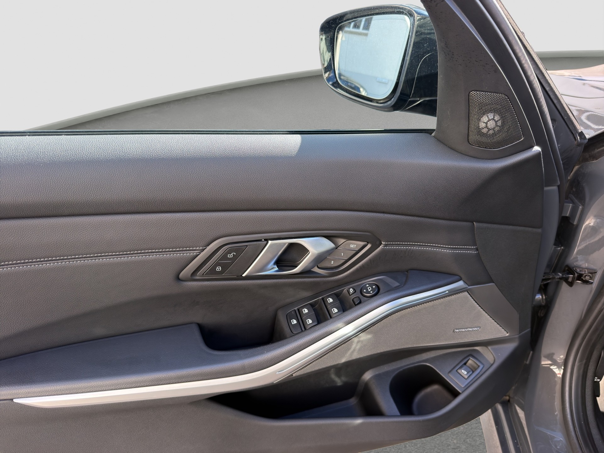 BMW M340i xDrive 48V Touring Steptronic M Sport Pro-image-6