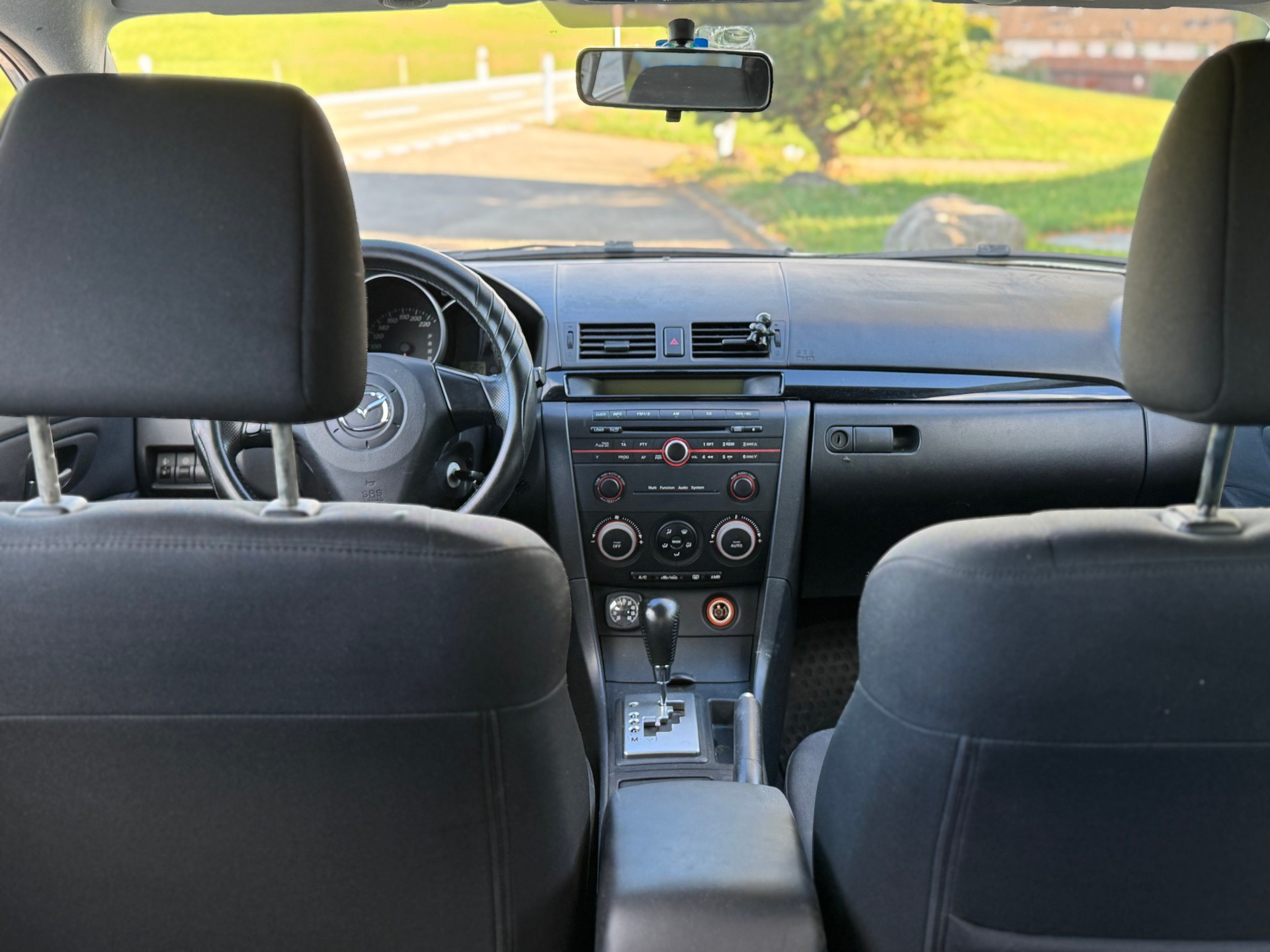 MAZDA 3 1.6 16V Confort-image-7