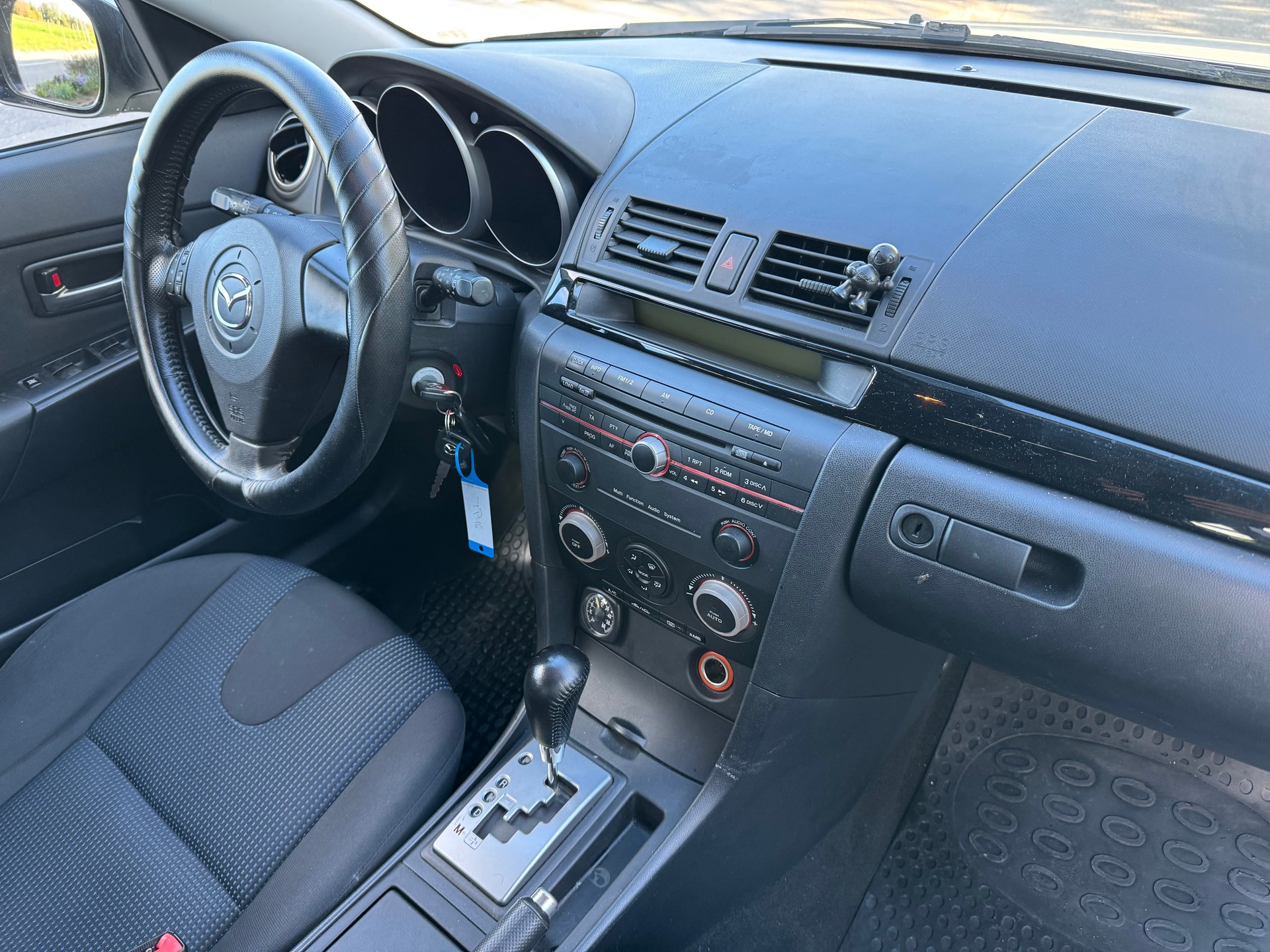 MAZDA 3 1.6 16V Confort-image-12