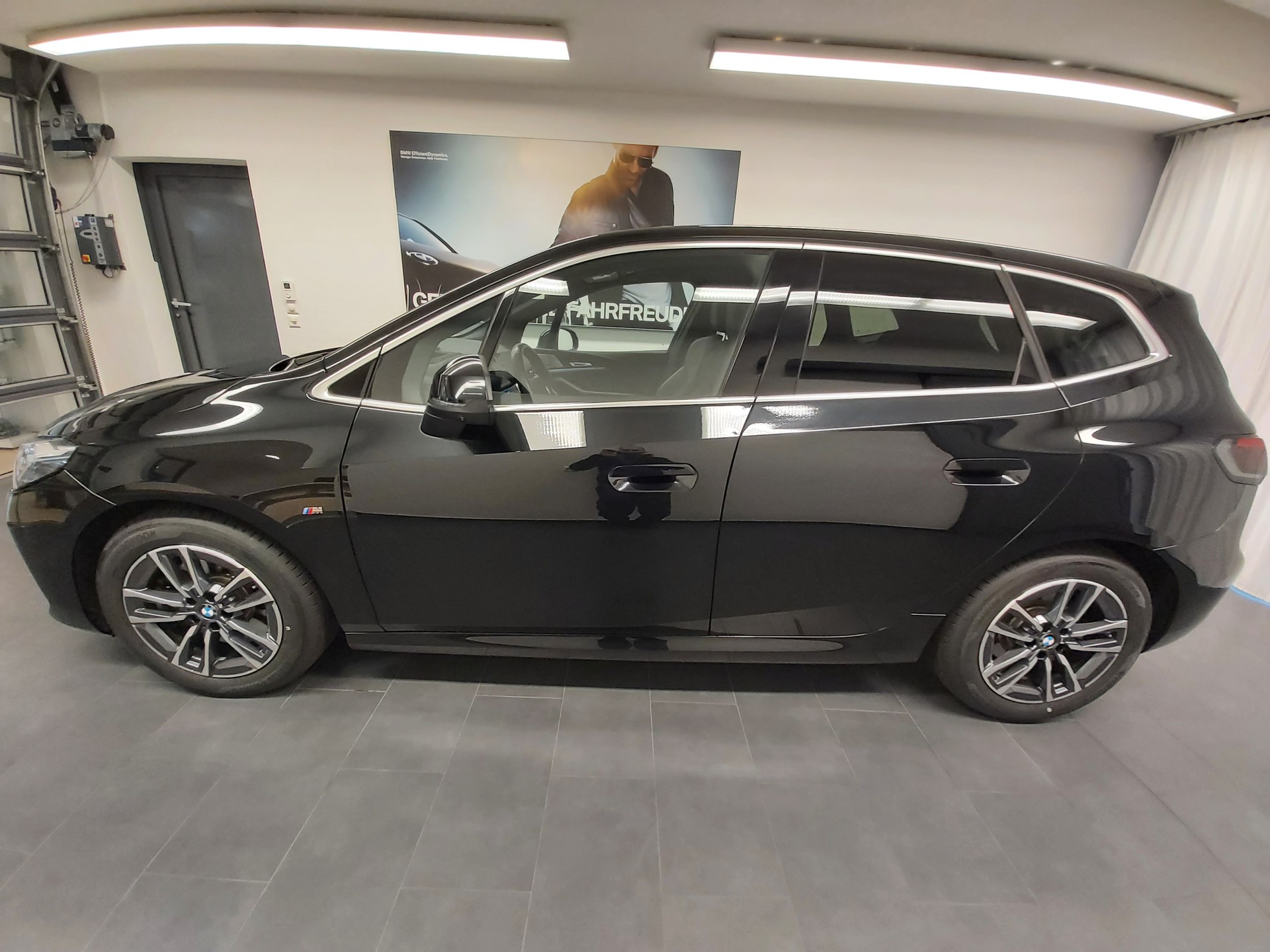 BMW 223d AT xDr M Sport DKG-image-3