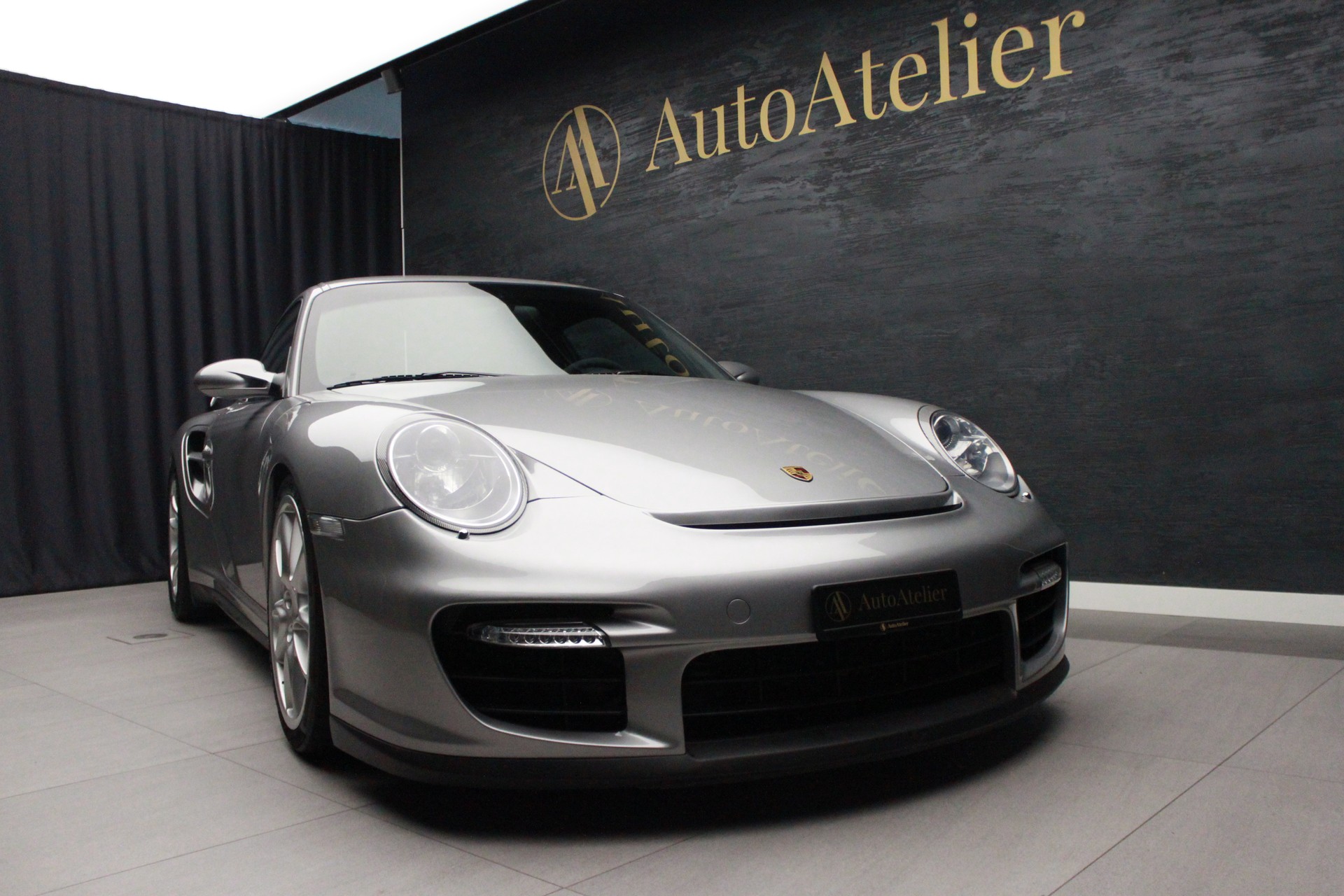 PORSCHE 911 GT2-image-3