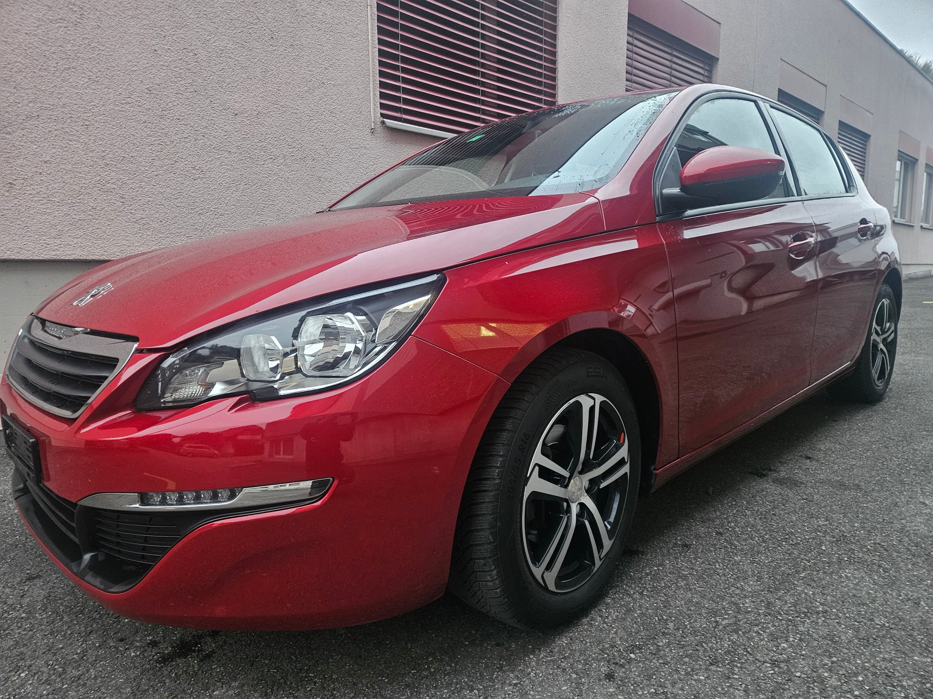 PEUGEOT 308 1.6 BlueHDI Active Automatic-image-2