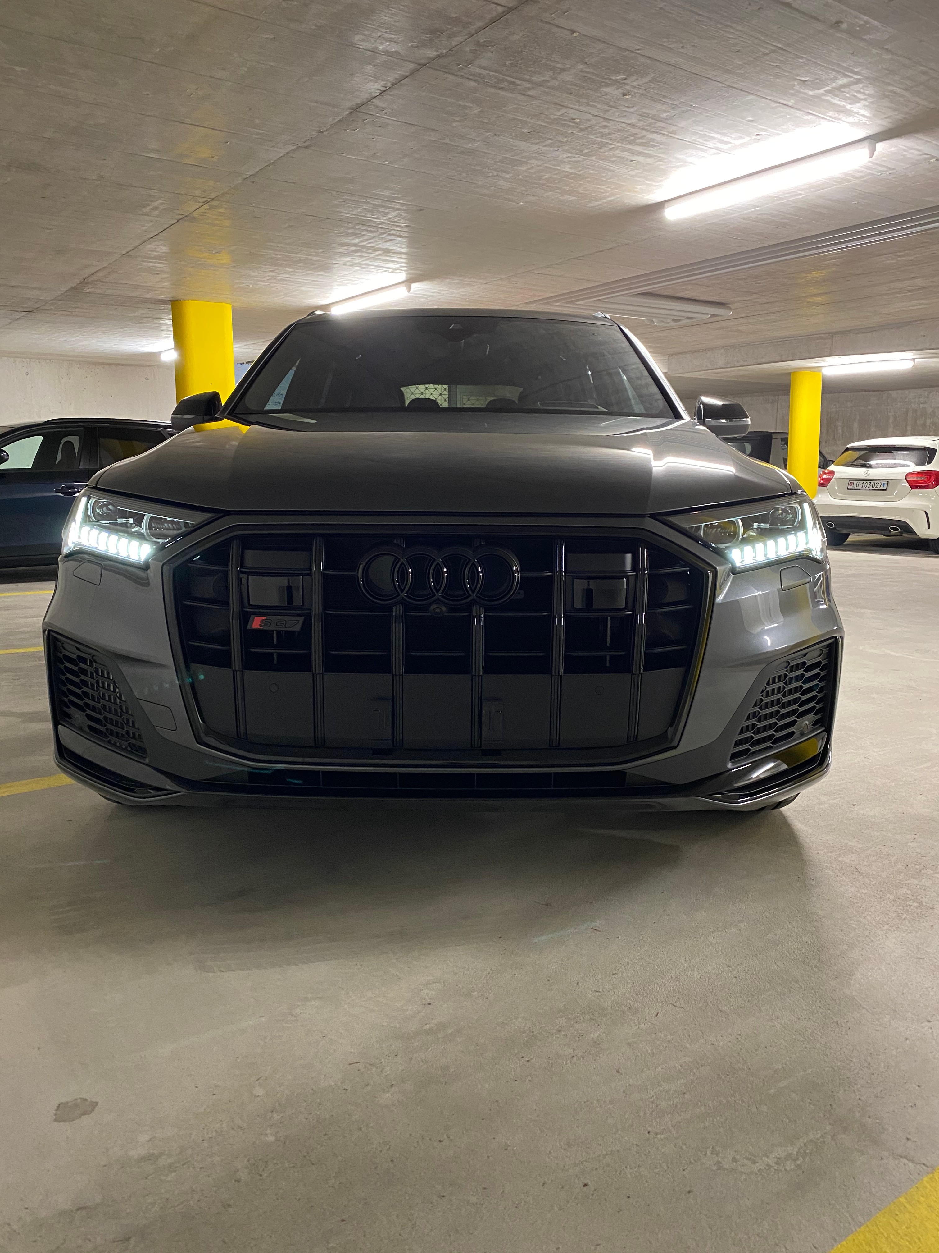 Car photo