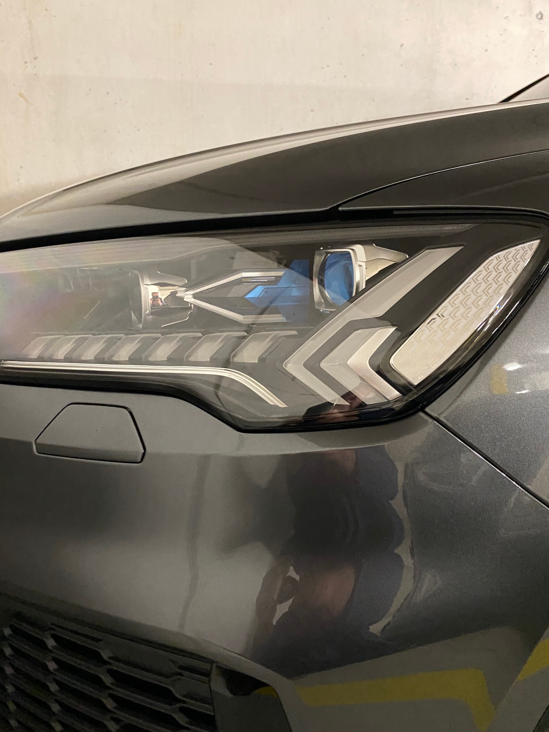 AUDI SQ7 4.0 TDI quattro tiptronic-image-17