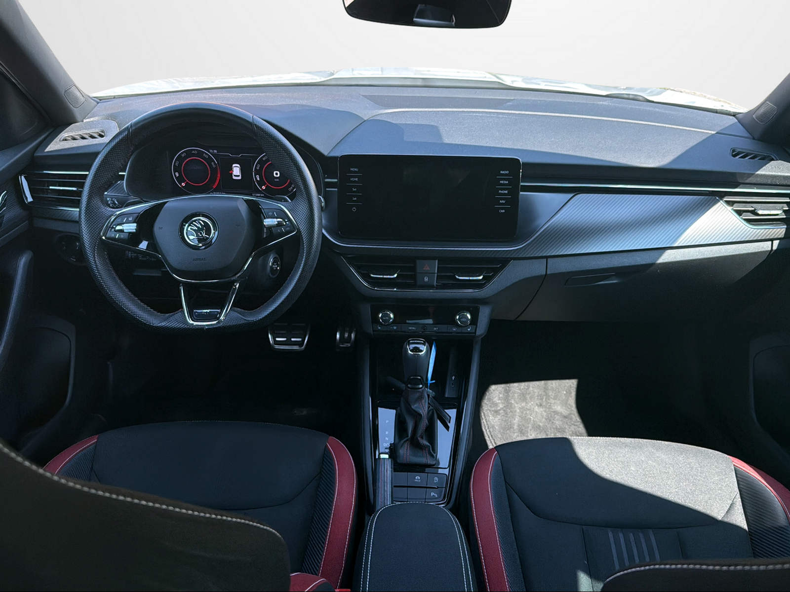 SKODA Kamiq 1.0 TSI Monte Carlo DSG-image-9