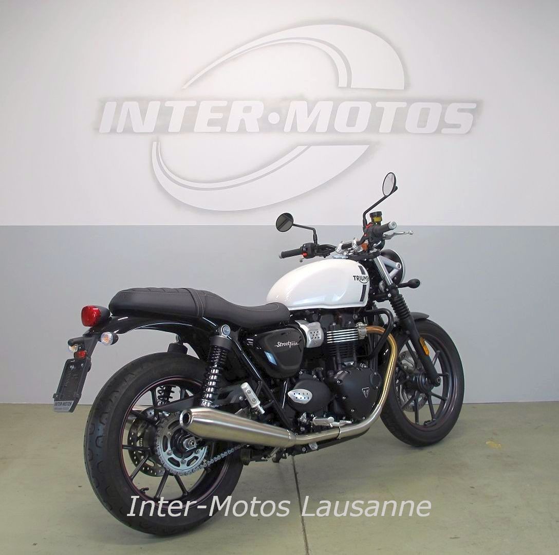TRIUMPH STREET TWIN-image-5