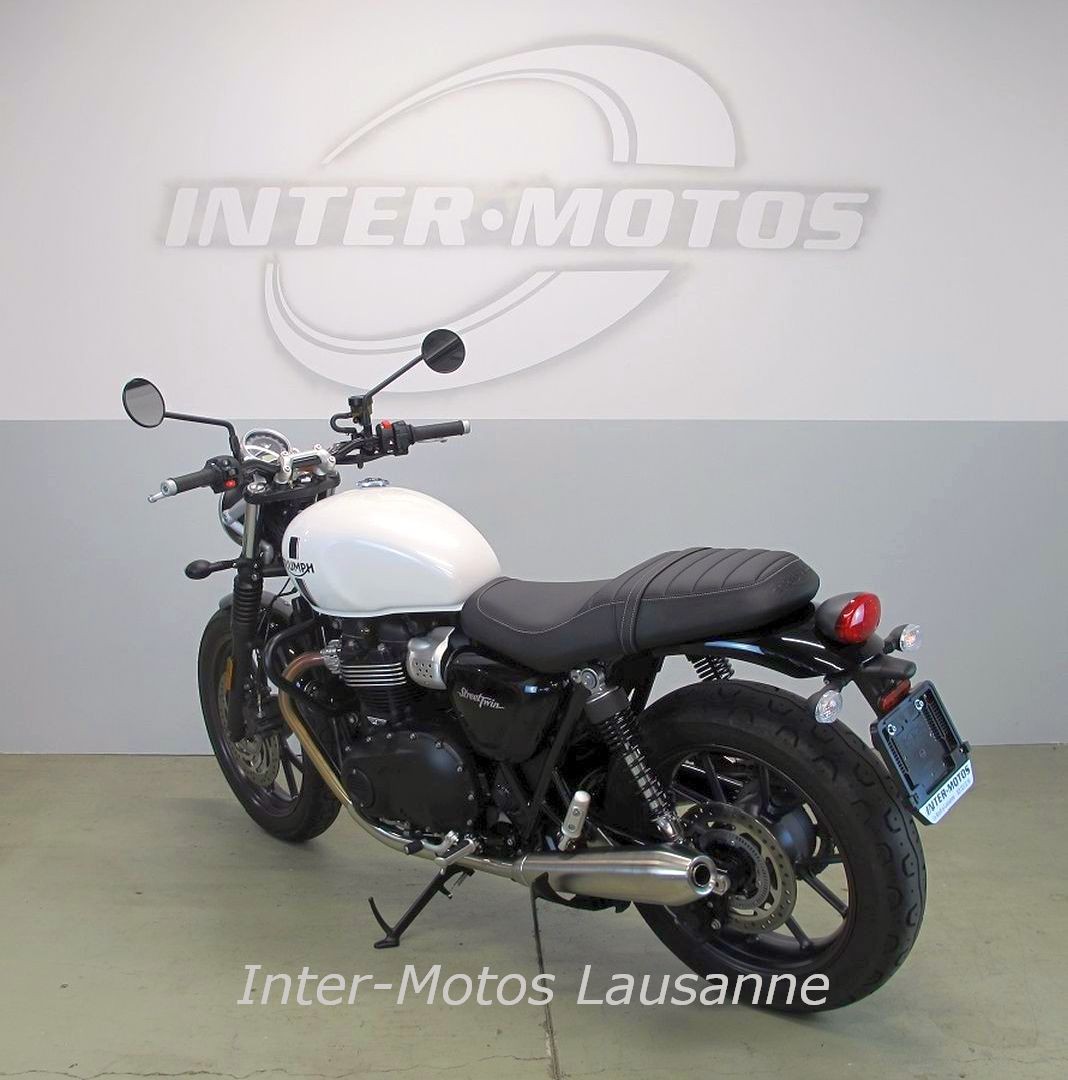 TRIUMPH STREET TWIN-image-4