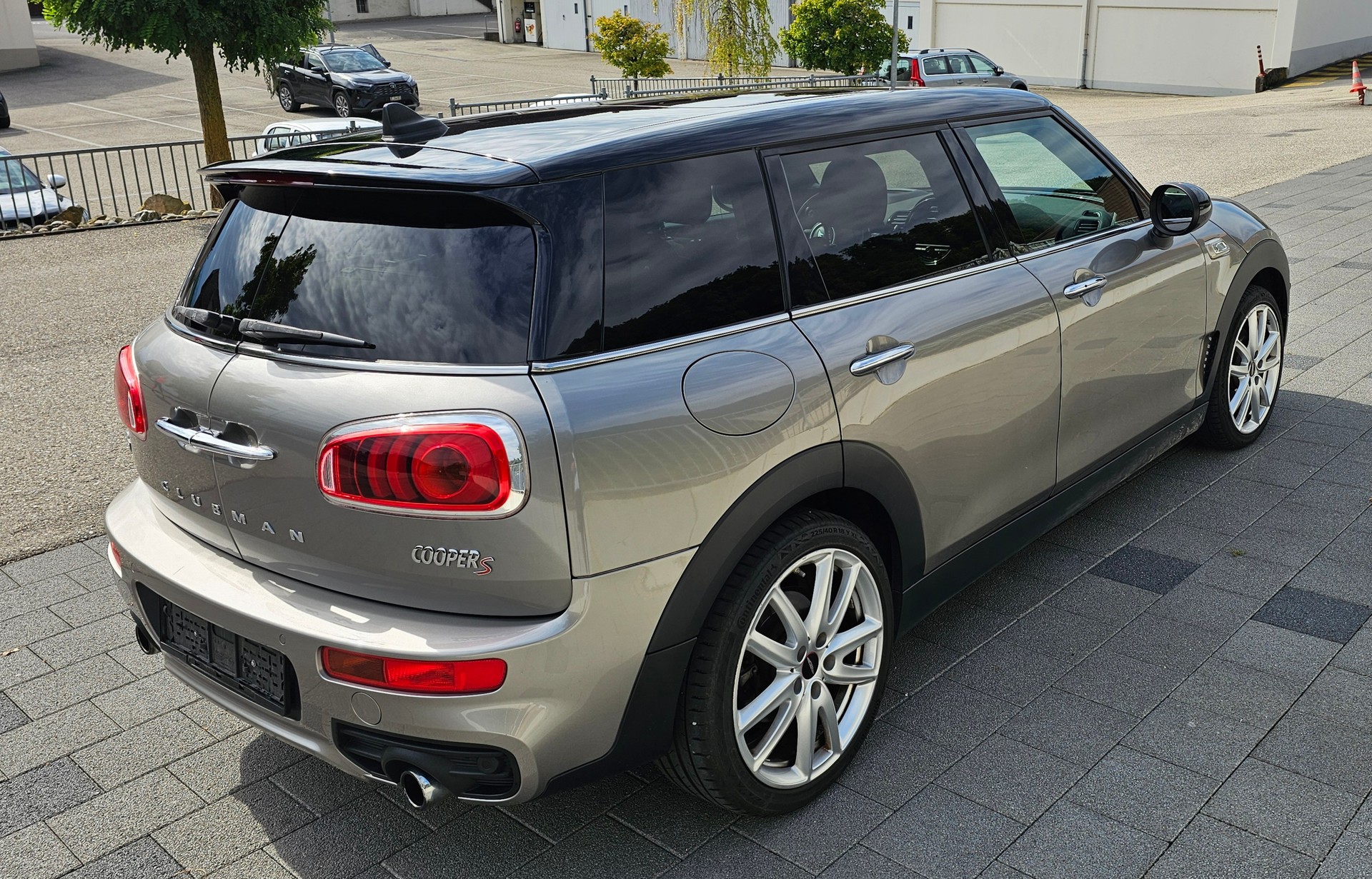 MINI Clubman Cooper S John Works-image-1