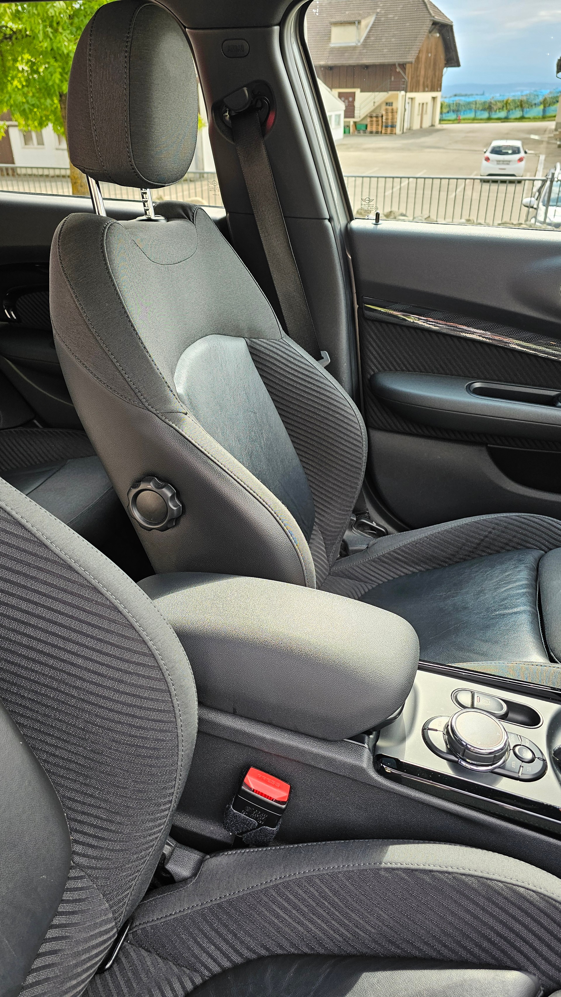 MINI Clubman Cooper S John Works-image-7
