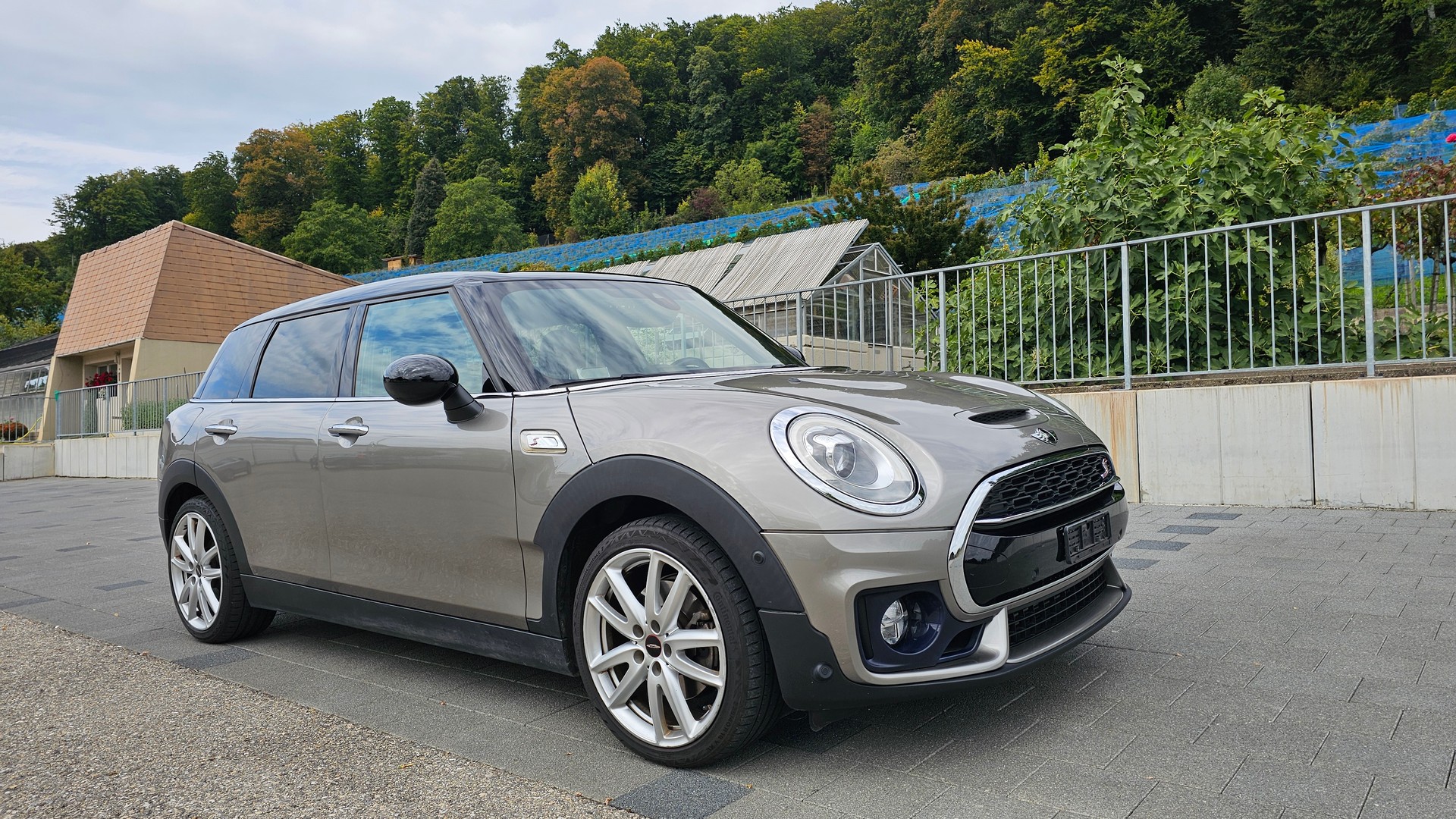 MINI Clubman Cooper S John Works-image-3