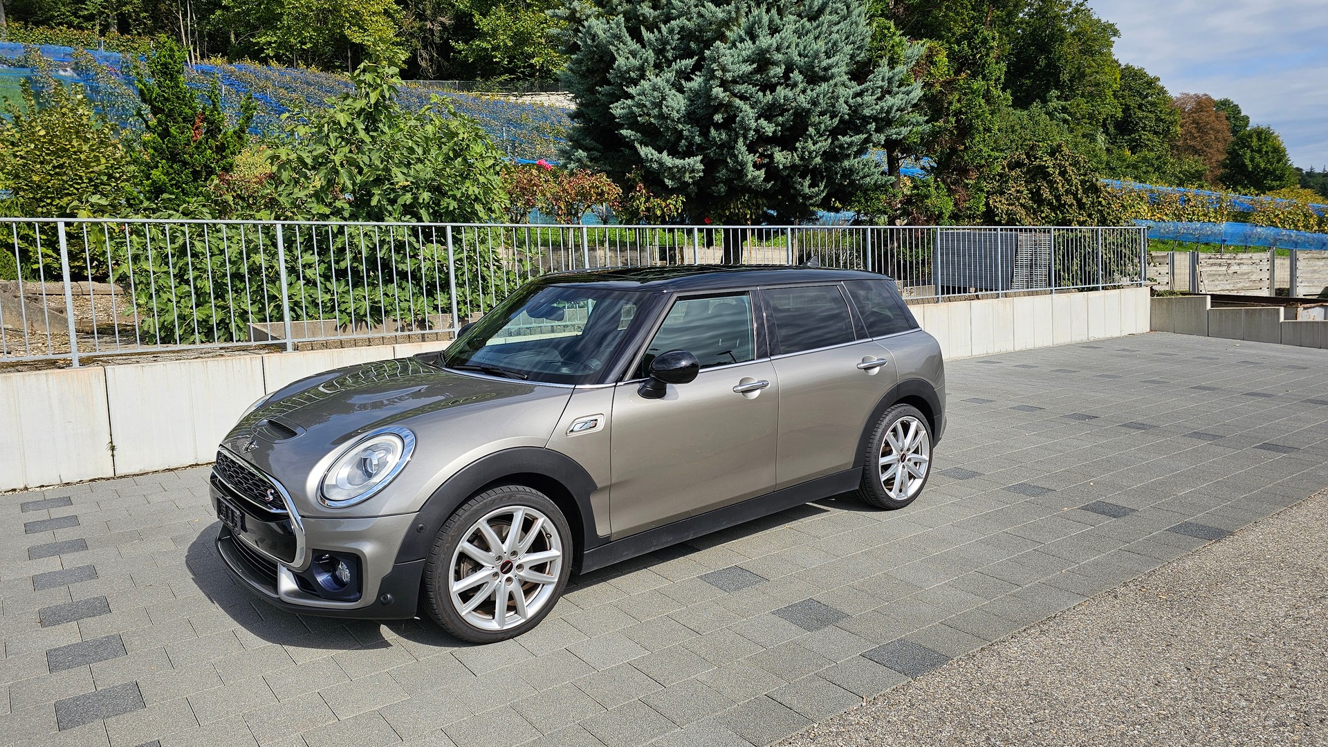 MINI Clubman Cooper S John Works-image-2