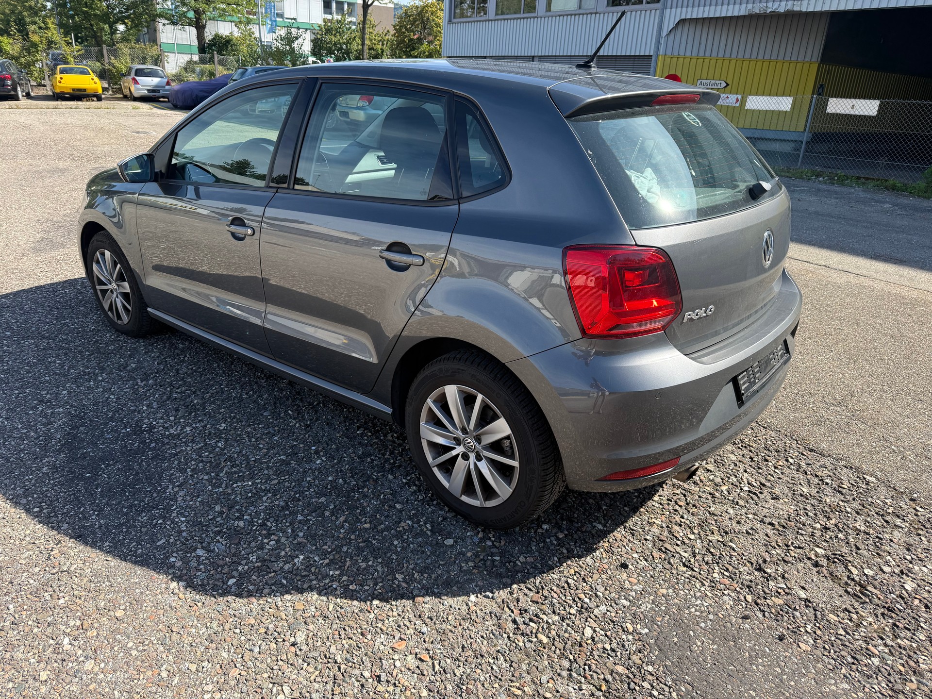 VW Polo 1.2 TSI Comfortline DSG-image-2