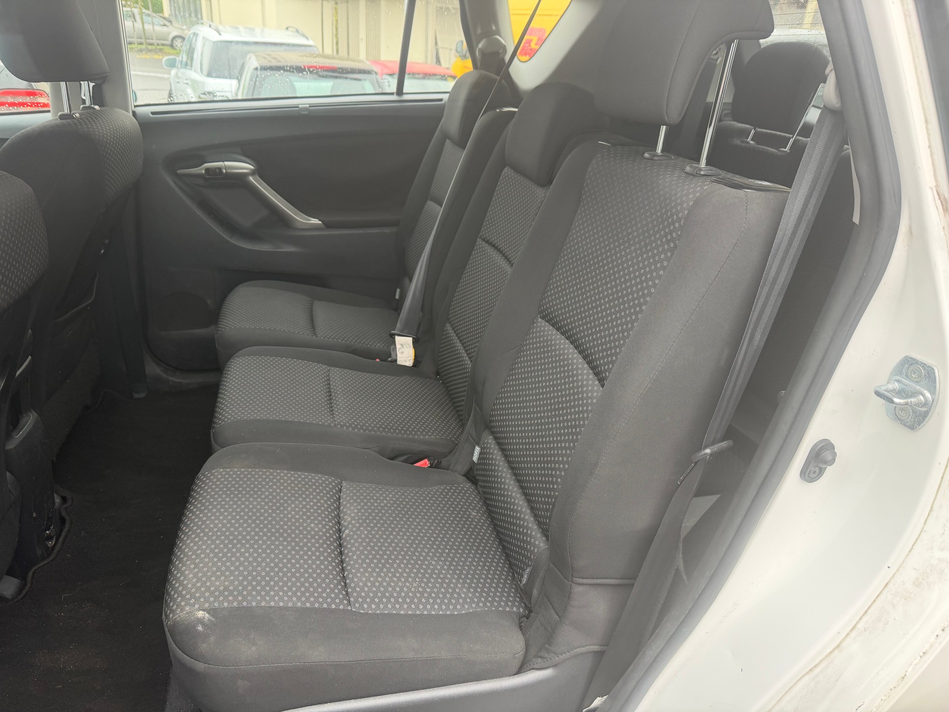 TOYOTA Verso 2.2 D-CAT Linea Luna Automatic-image-7