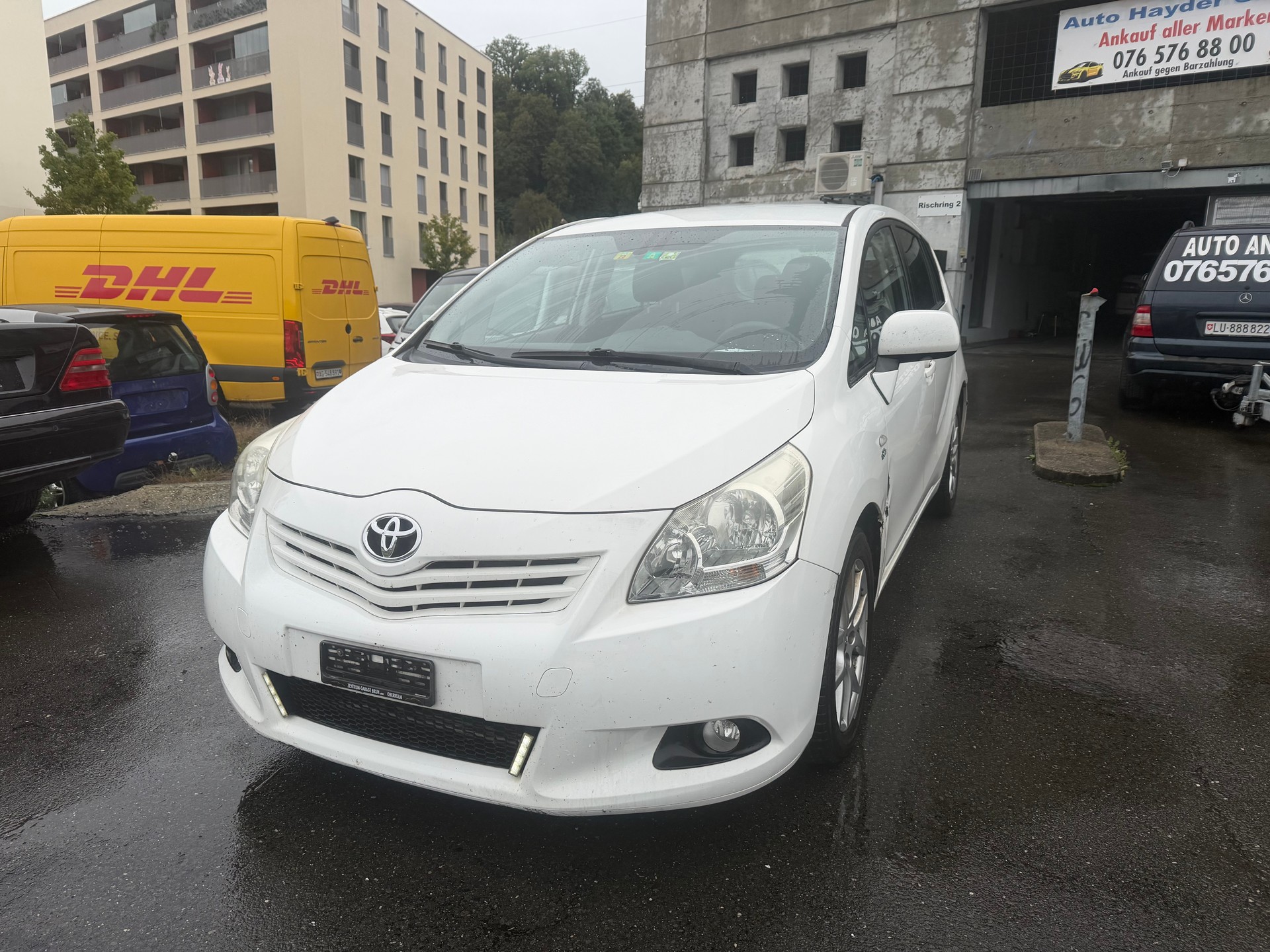 TOYOTA Verso 2.2 D-CAT Linea Luna Automatic-image-2
