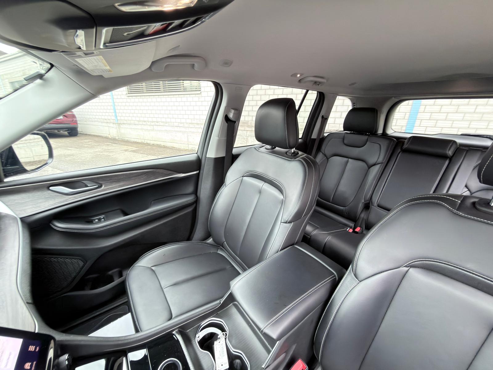 JEEP GRAND CHEROKEE 3.6-V6 Limited *BENZIN* 5 Plätzer-image-16