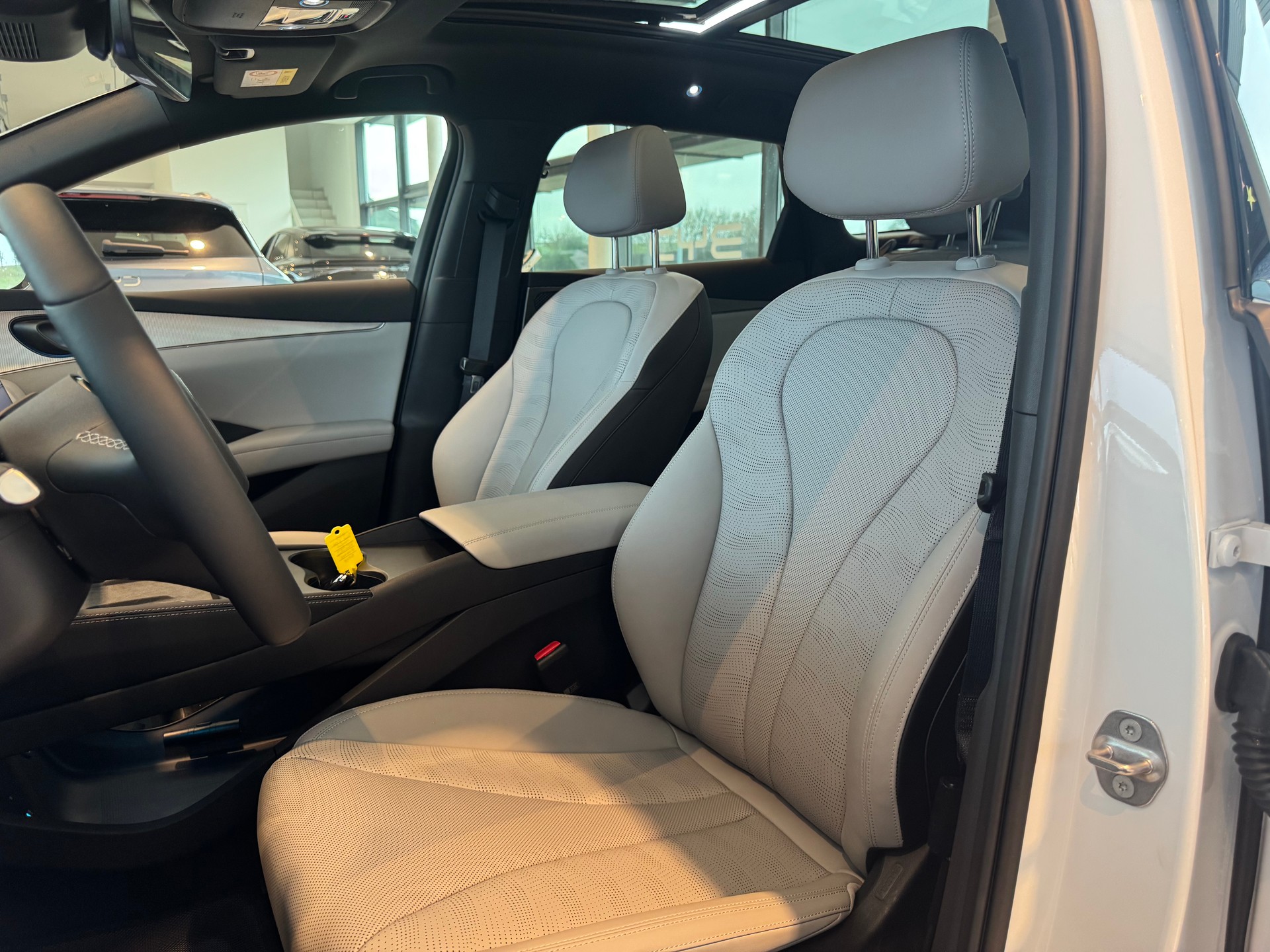 BYD Seal 6 DM-i Tour. Comfort-image-11
