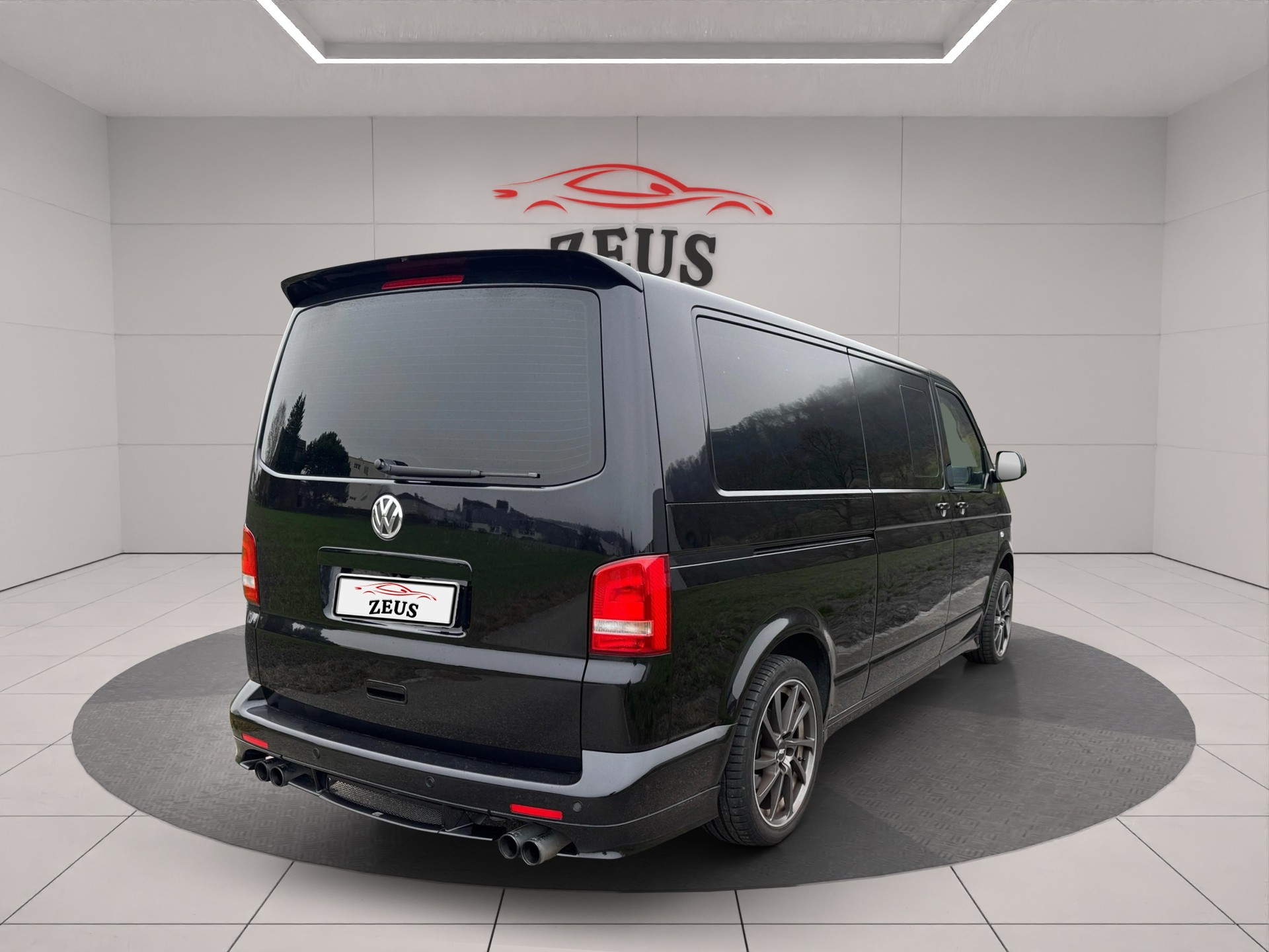 VW T5 Multivan 2.0 TSI | VIP Business Umbau-image-6