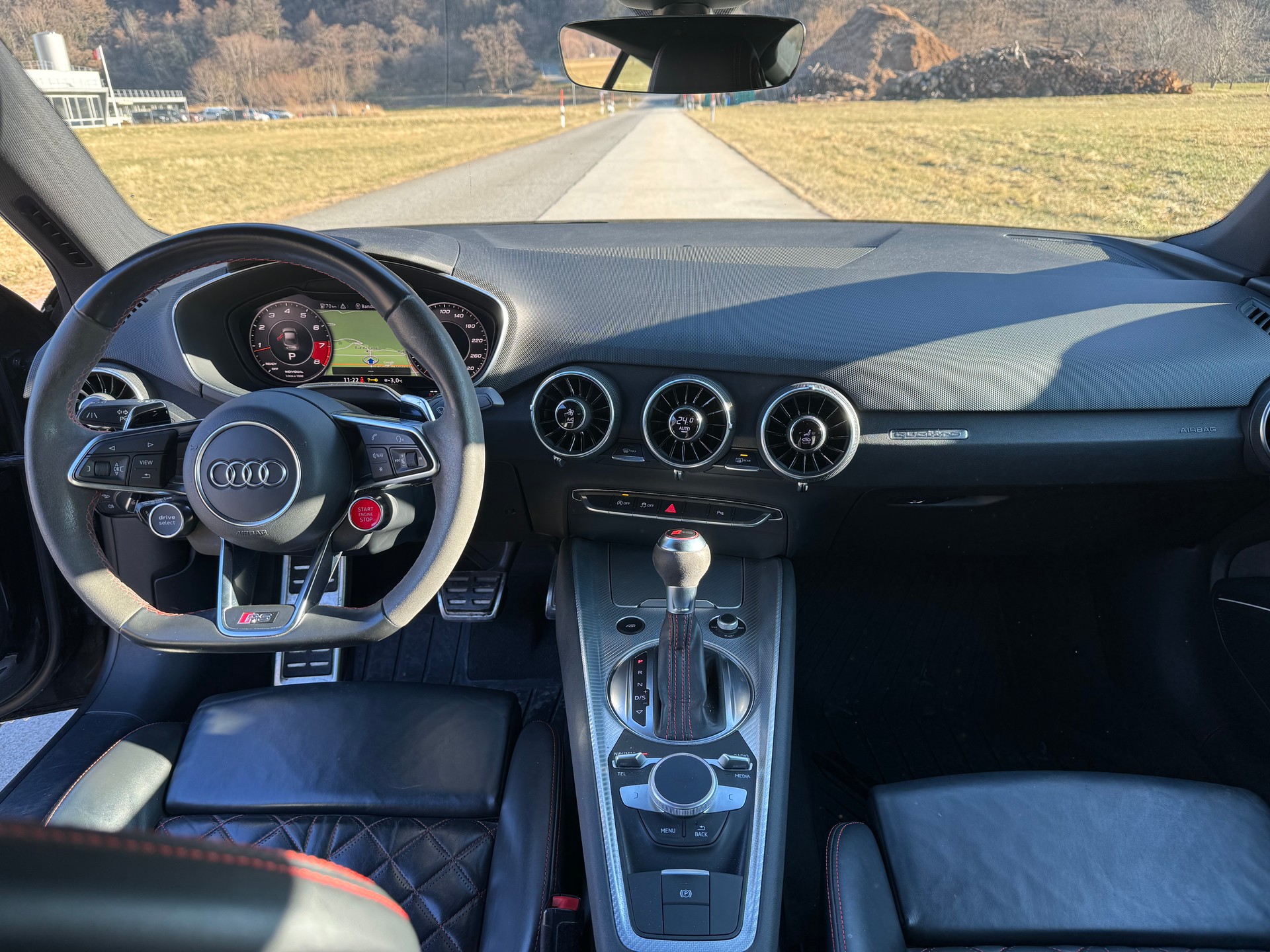 AUDI TT RS Coupé 2.5 TFSI quattro S-tronic-image-5