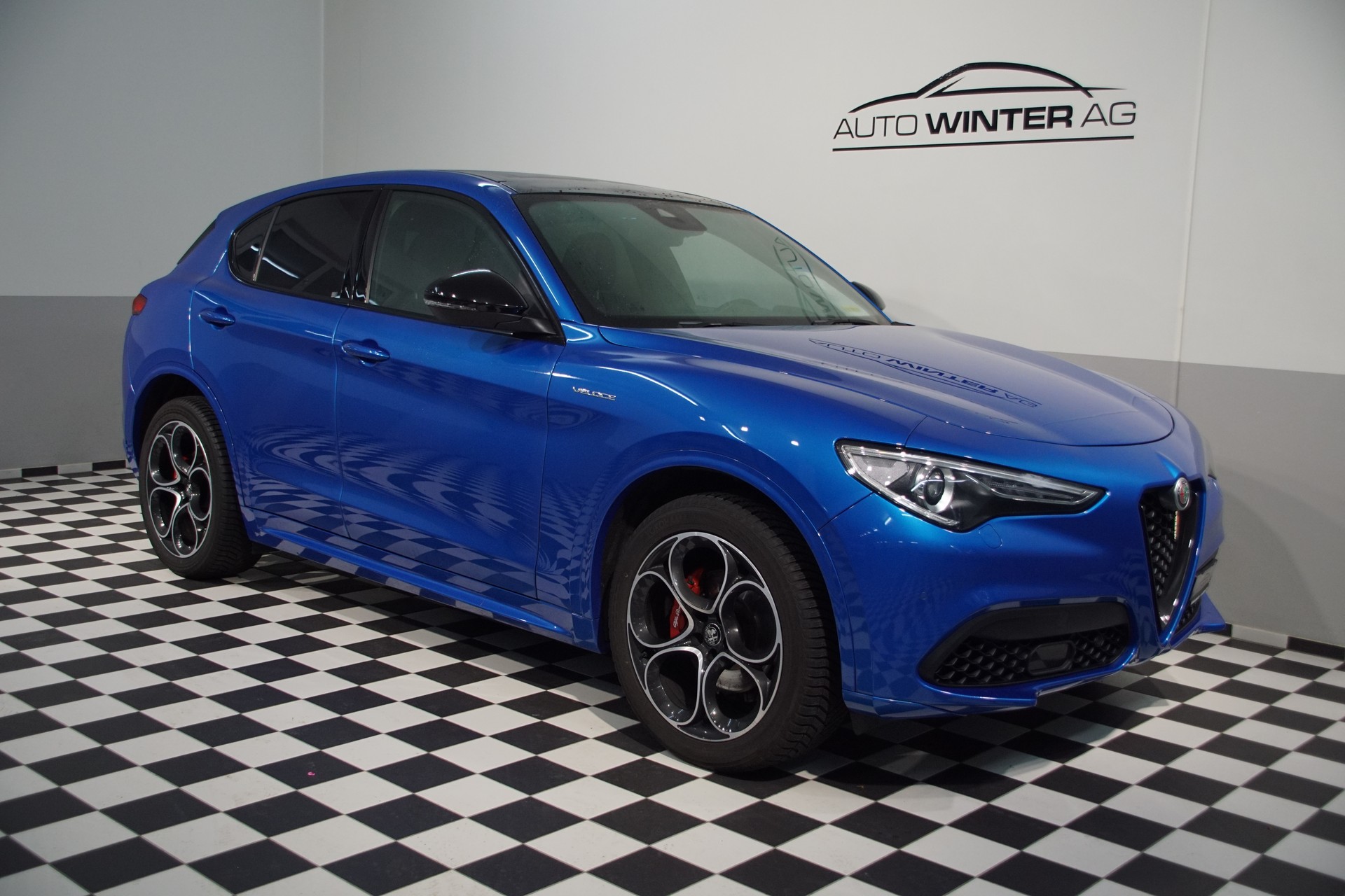 ALFA ROMEO Stelvio 2.0 Veloce Sky Q4-image-2