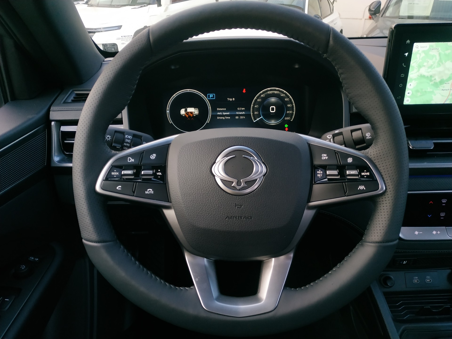 KGM-SsangYong Grand Musso 2.2 Titanium 4WD Automat-image-16