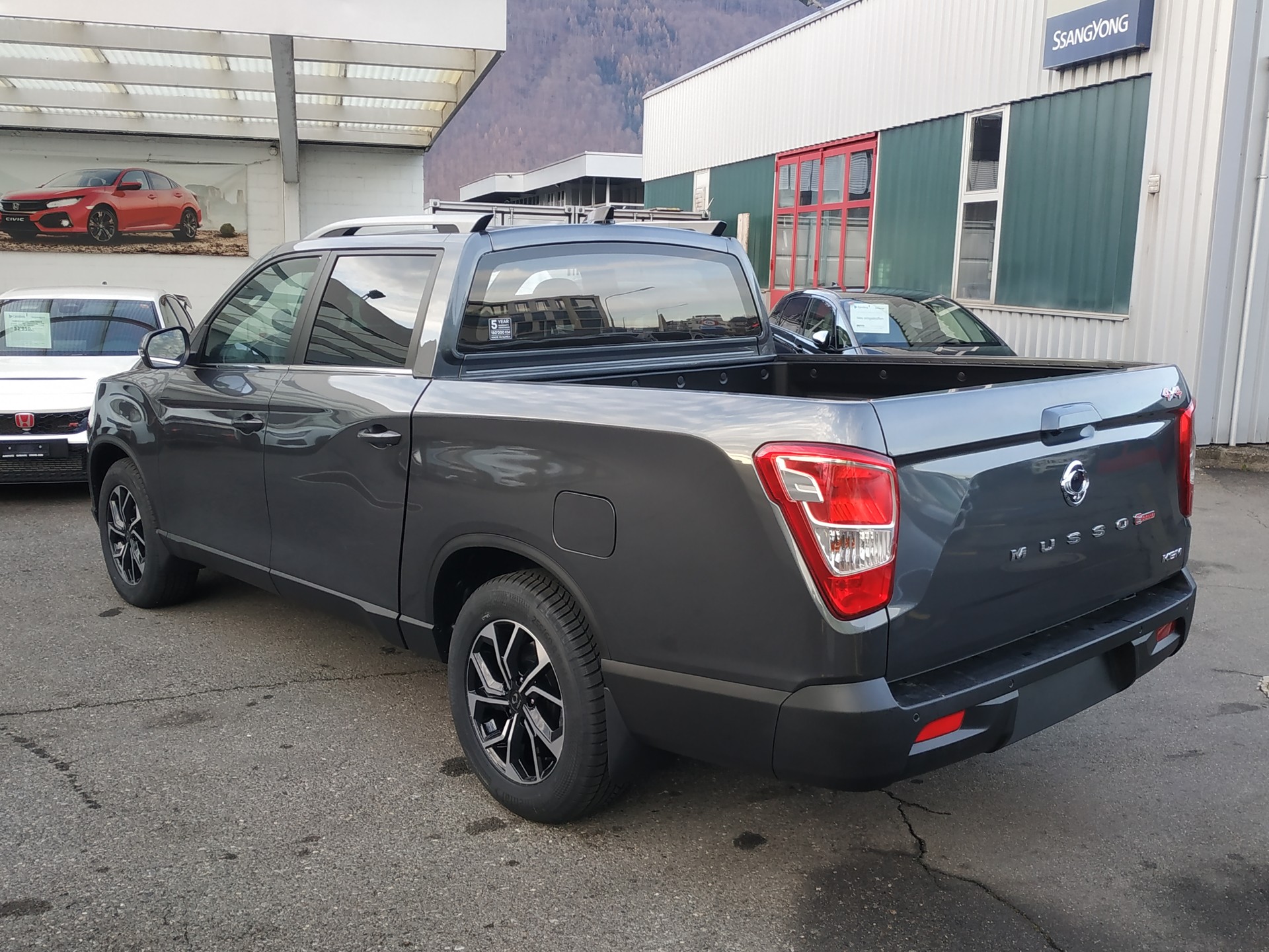 KGM-SsangYong Grand Musso 2.2 Titanium 4WD Automat-image-8