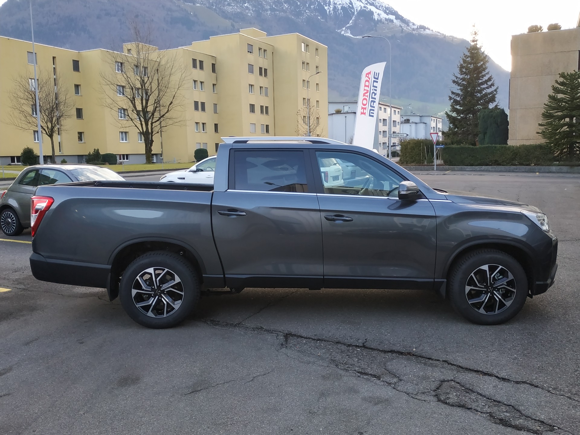 KGM-SsangYong Grand Musso 2.2 Titanium 4WD Automat-image-4