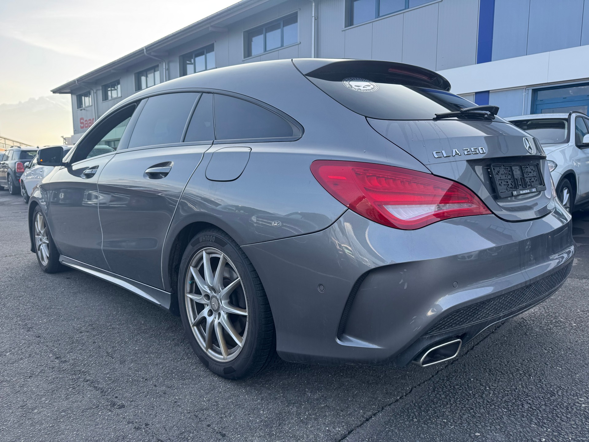 MERCEDES-BENZ CLA Shooting Brake 250 AMG Line 4Matic 7G-DCT-image-5