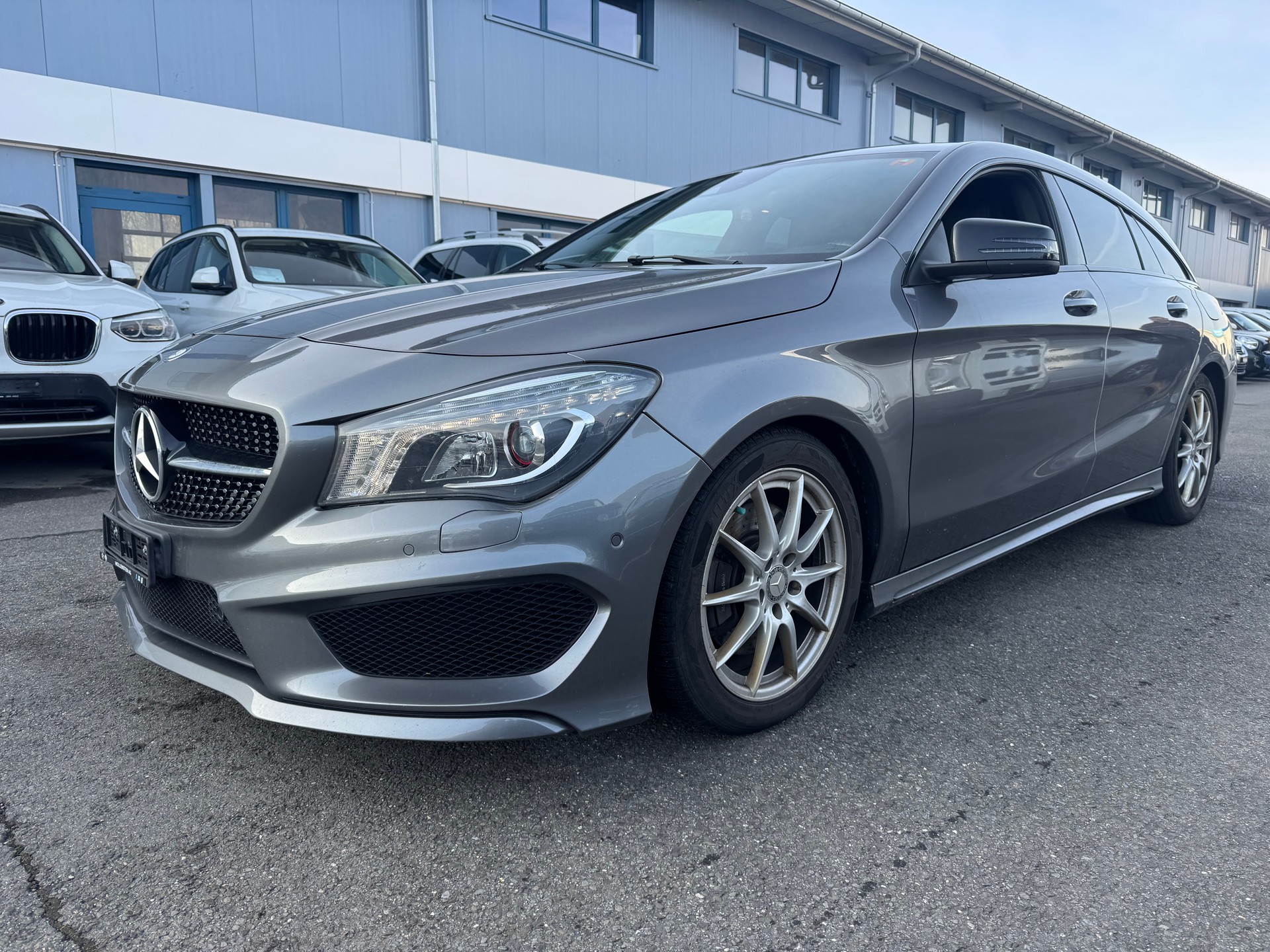 MERCEDES-BENZ CLA Shooting Brake 250 AMG Line 4Matic 7G-DCT