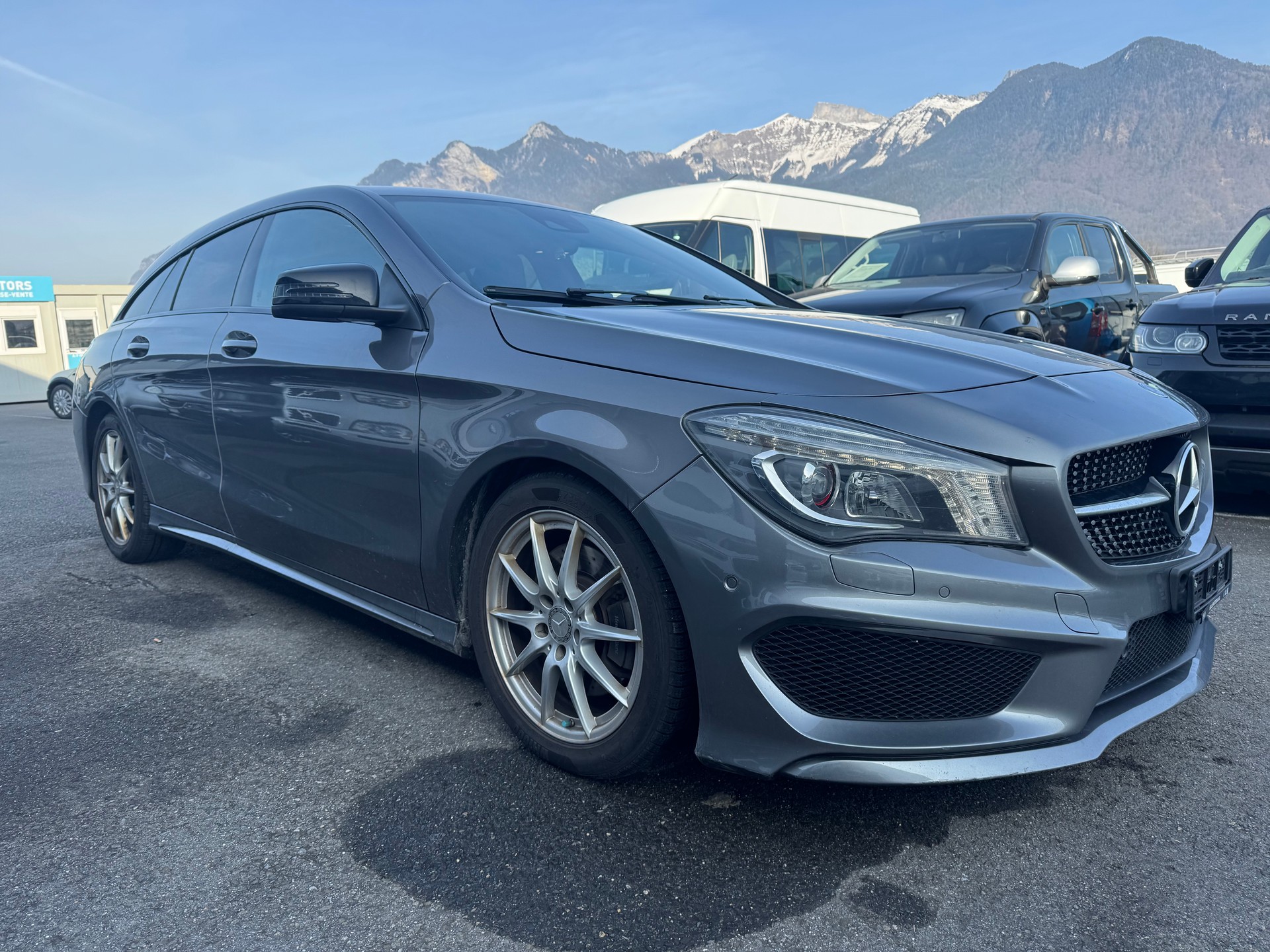 MERCEDES-BENZ CLA Shooting Brake 250 AMG Line 4Matic 7G-DCT-image-2