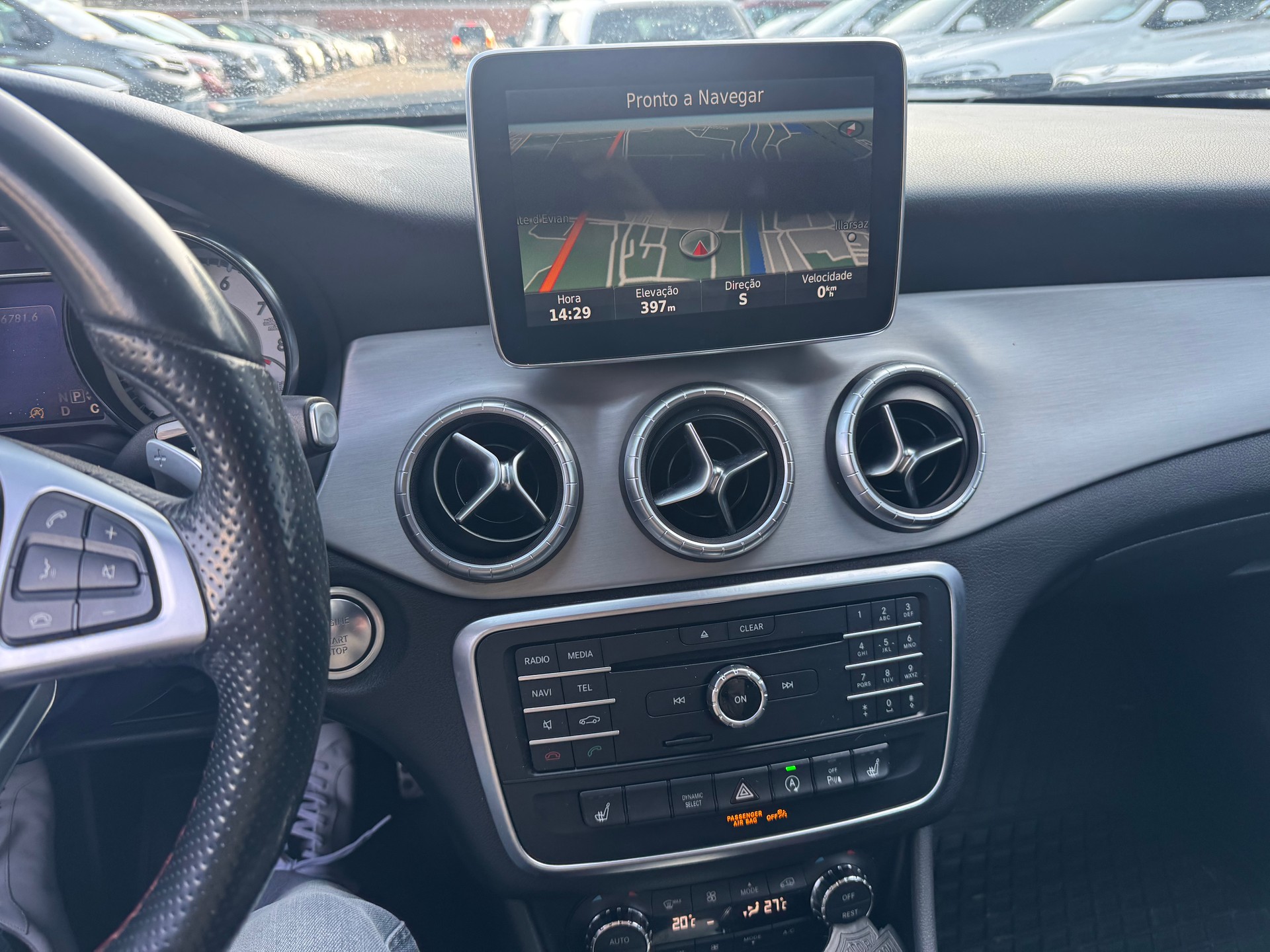 MERCEDES-BENZ CLA Shooting Brake 250 AMG Line 4Matic 7G-DCT-image-12