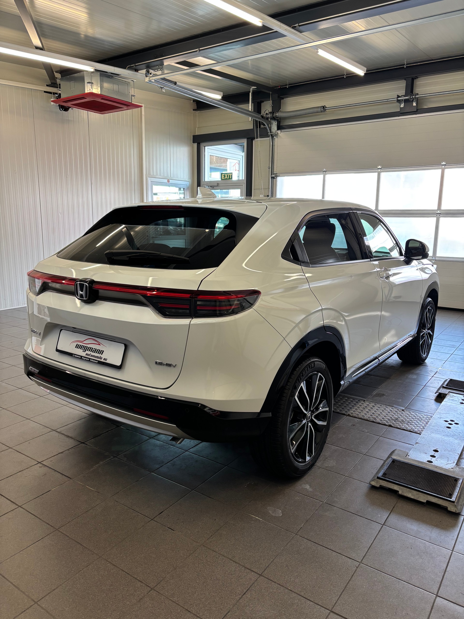 HONDA HR-V 1.5i-MMD Advance CVT-image-3