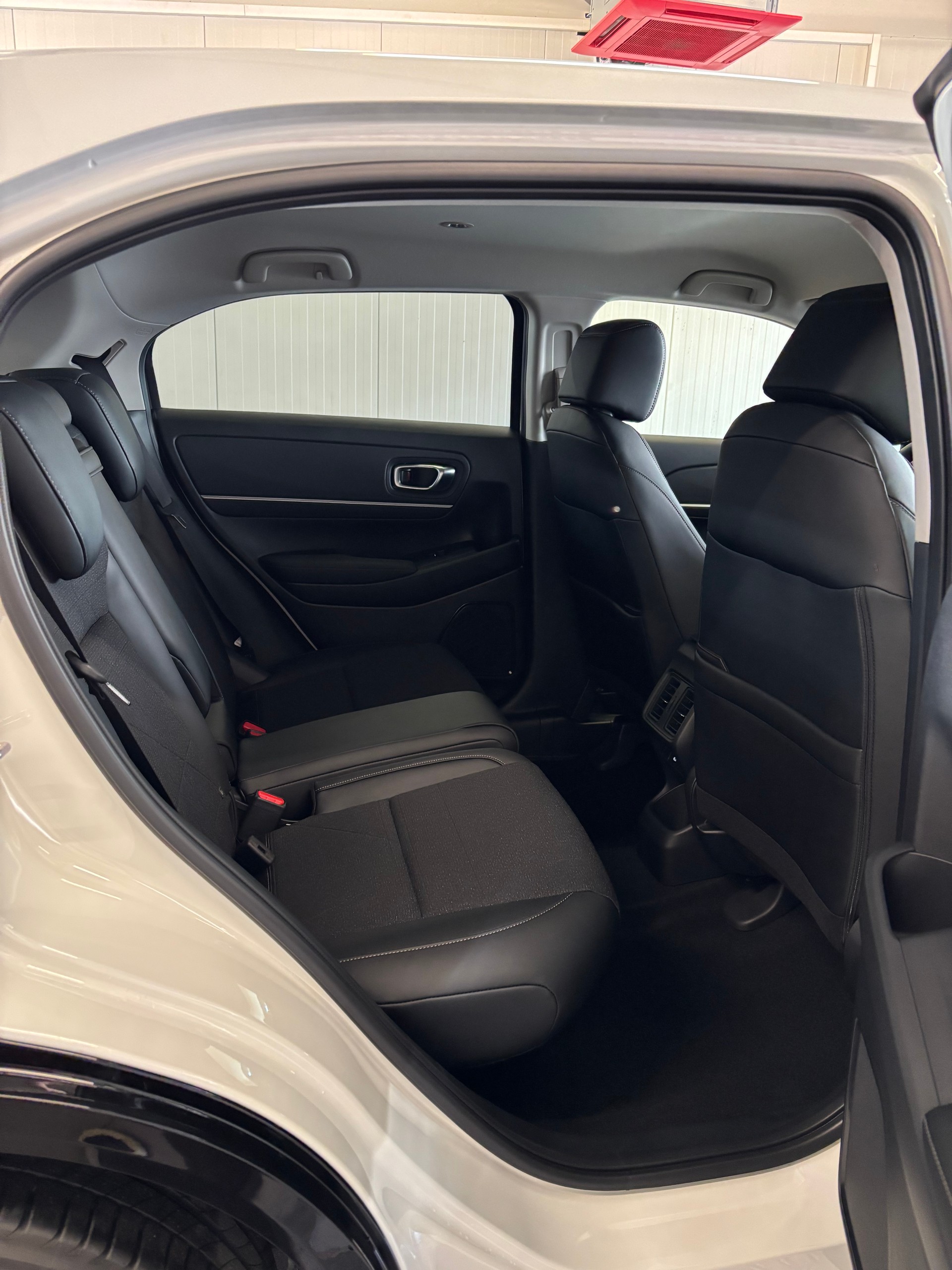HONDA HR-V 1.5i-MMD Advance CVT-image-13