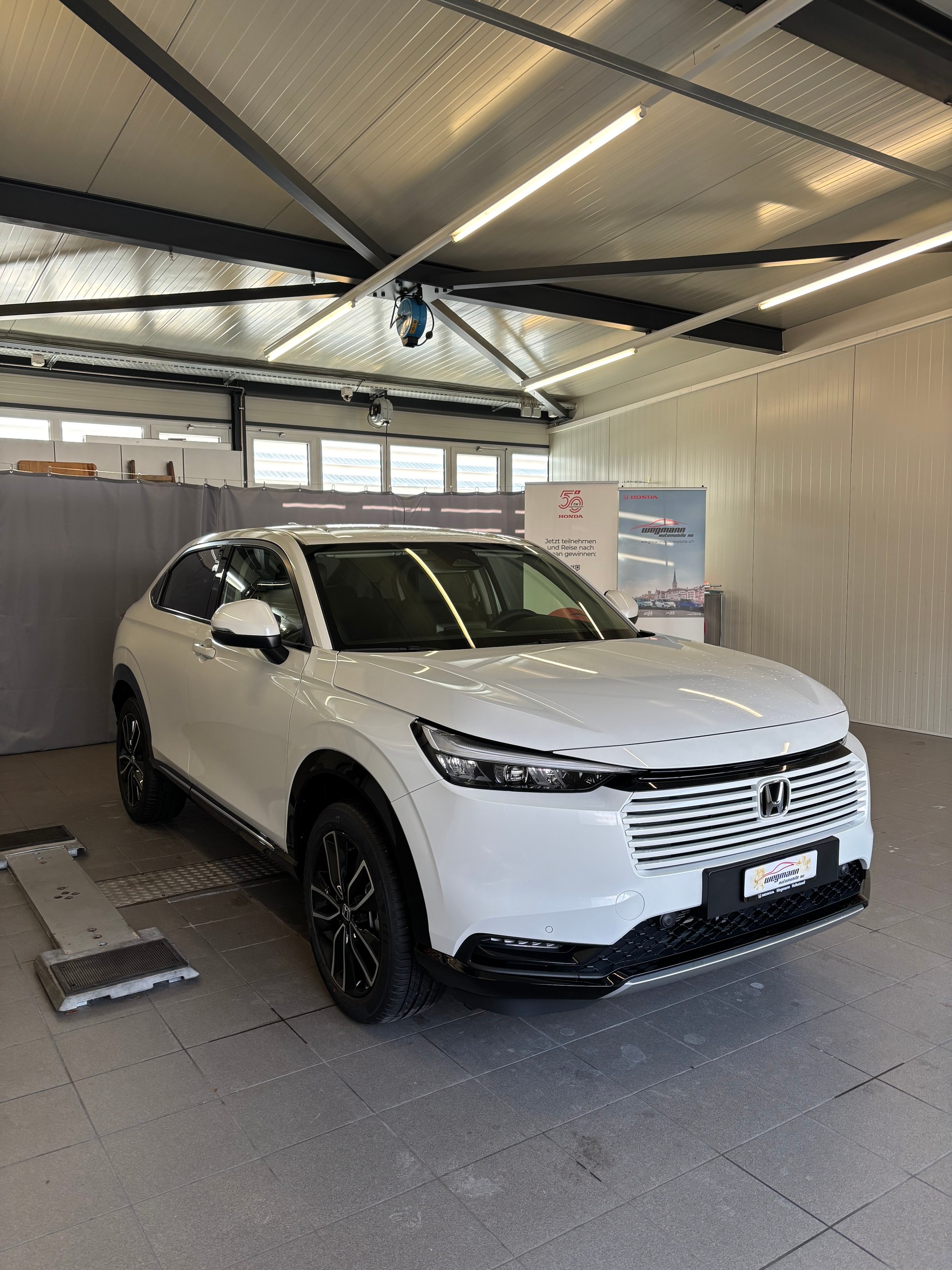 HONDA HR-V 1.5i-MMD Advance CVT-image-2