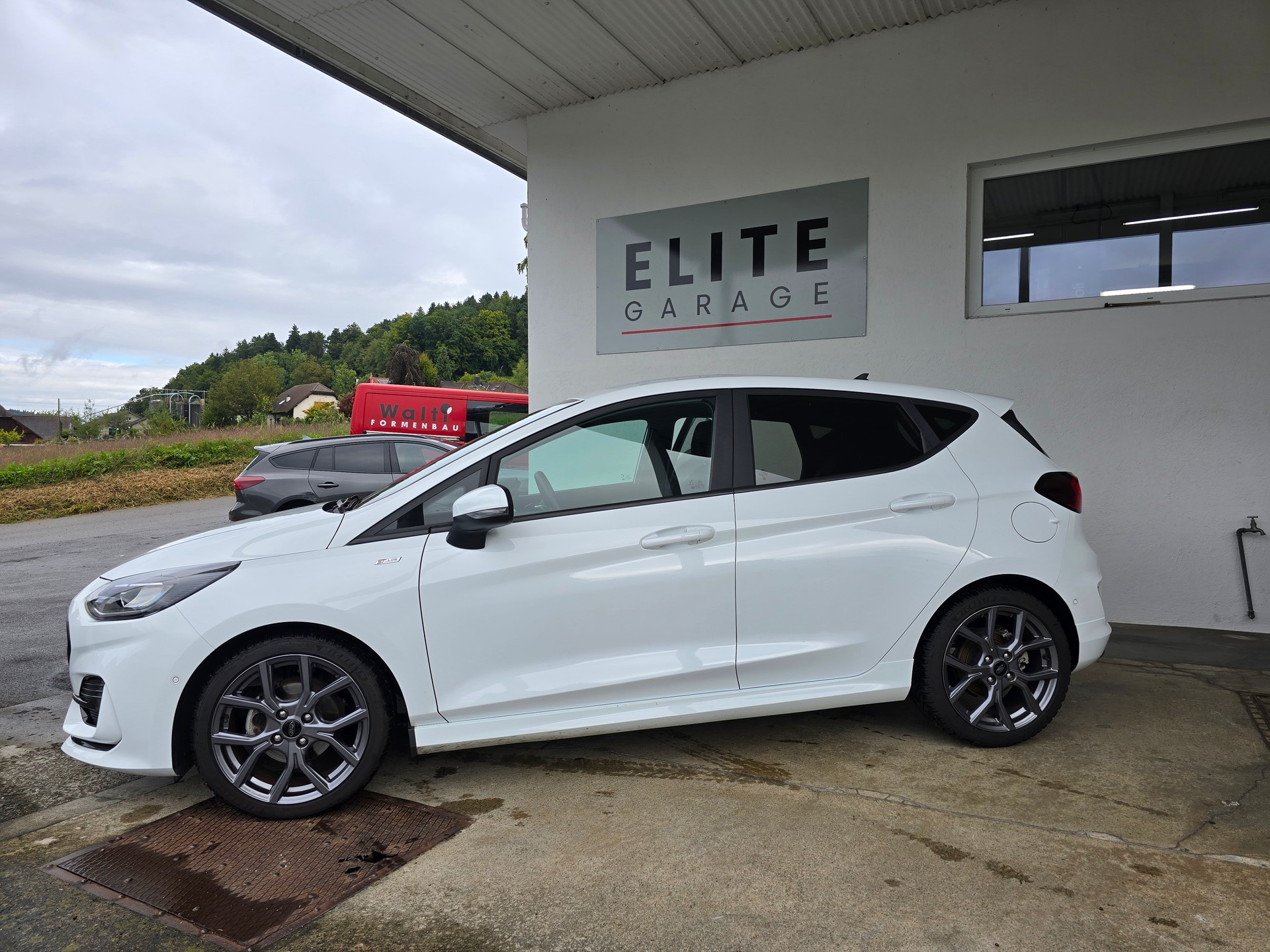 FORD Fiesta 1.0 SCTi MHEV ST Line X Automat-image-1
