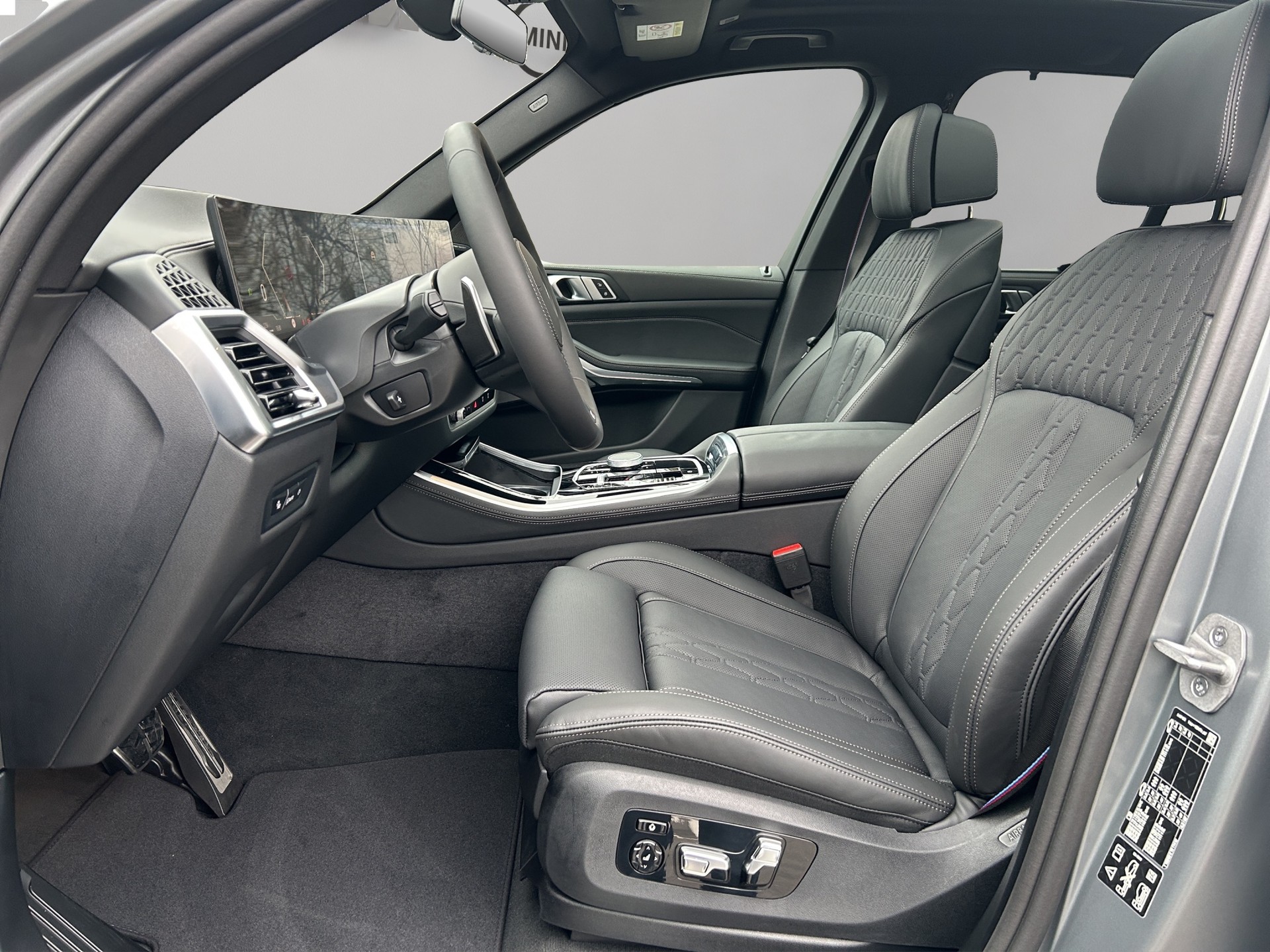 BMW X5 xDrive 48V 30d M Sport Pro Steptronic-image-9