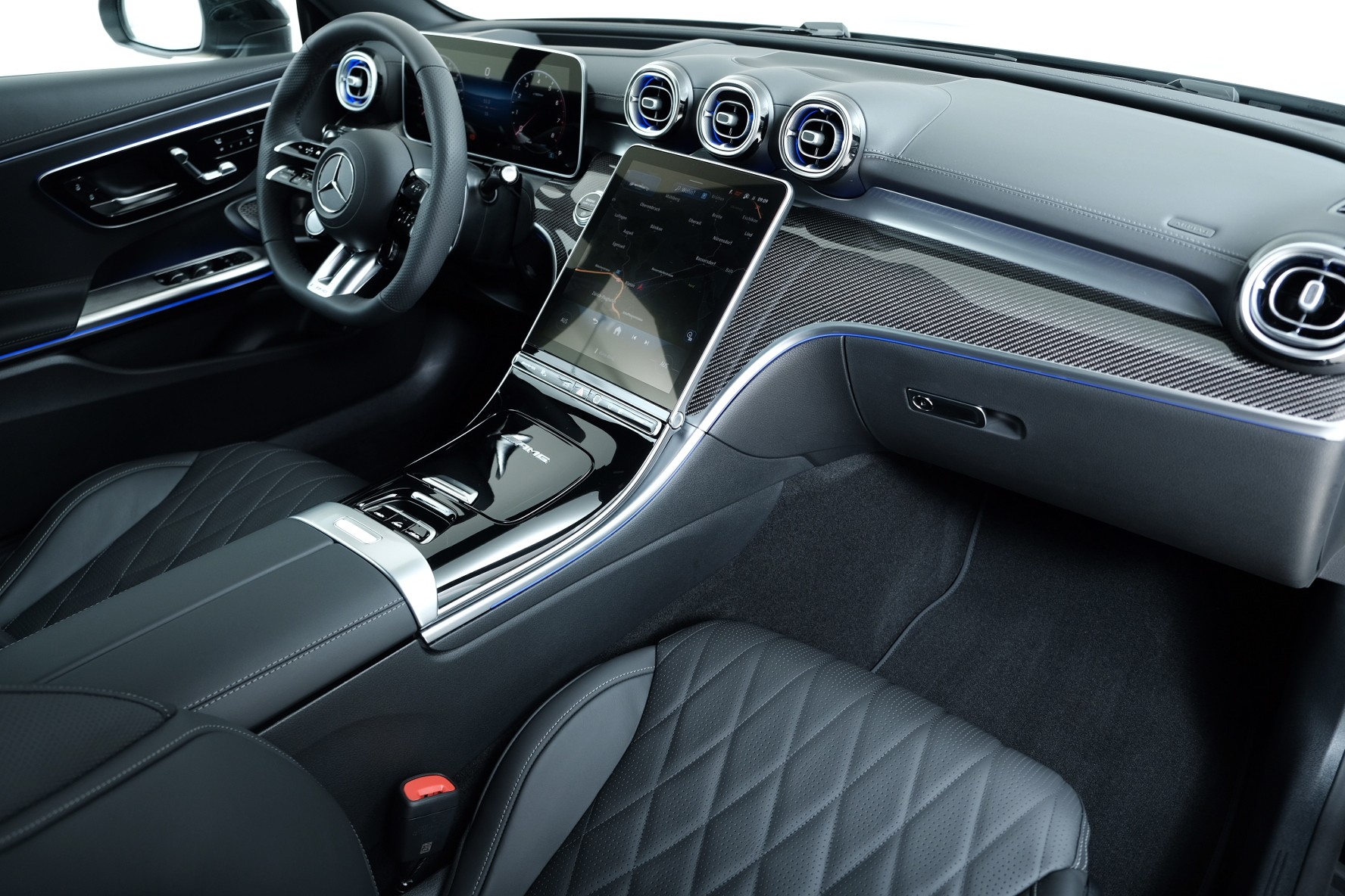 MERCEDES-BENZ CLE AMG 53 Cabrio 4Matic+ 9G-Tronic-image-9