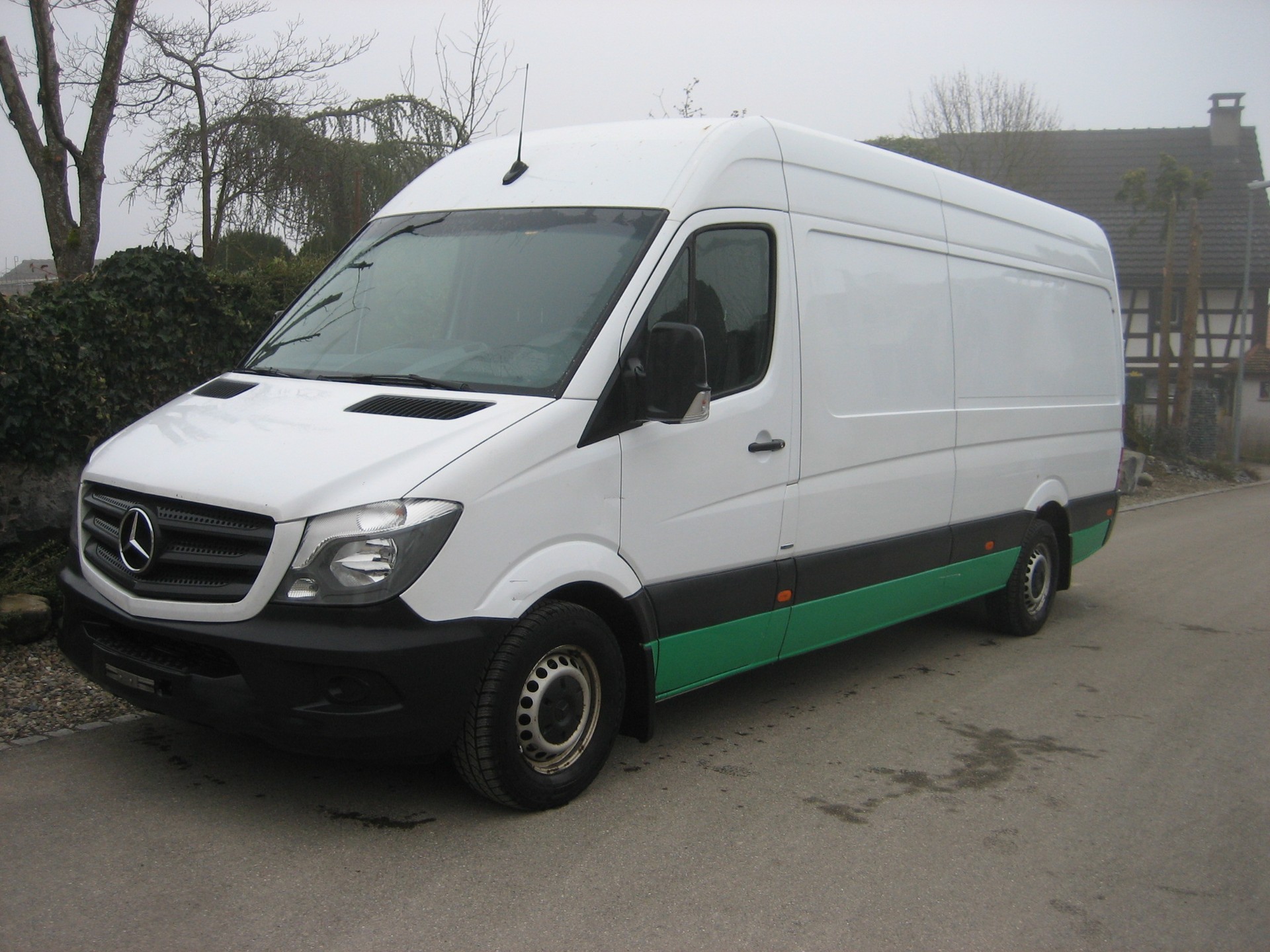 MERCEDES-BENZ Sprinter 319 CDI Lang-image-0