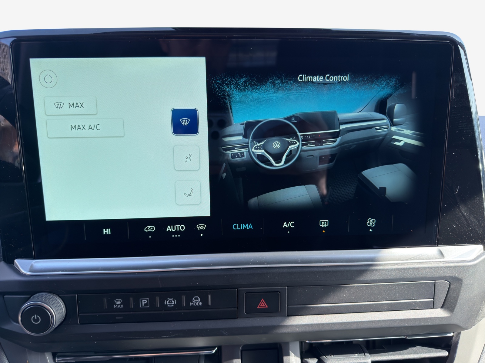 VW Transporter 2.0 TDI Automat-image-10
