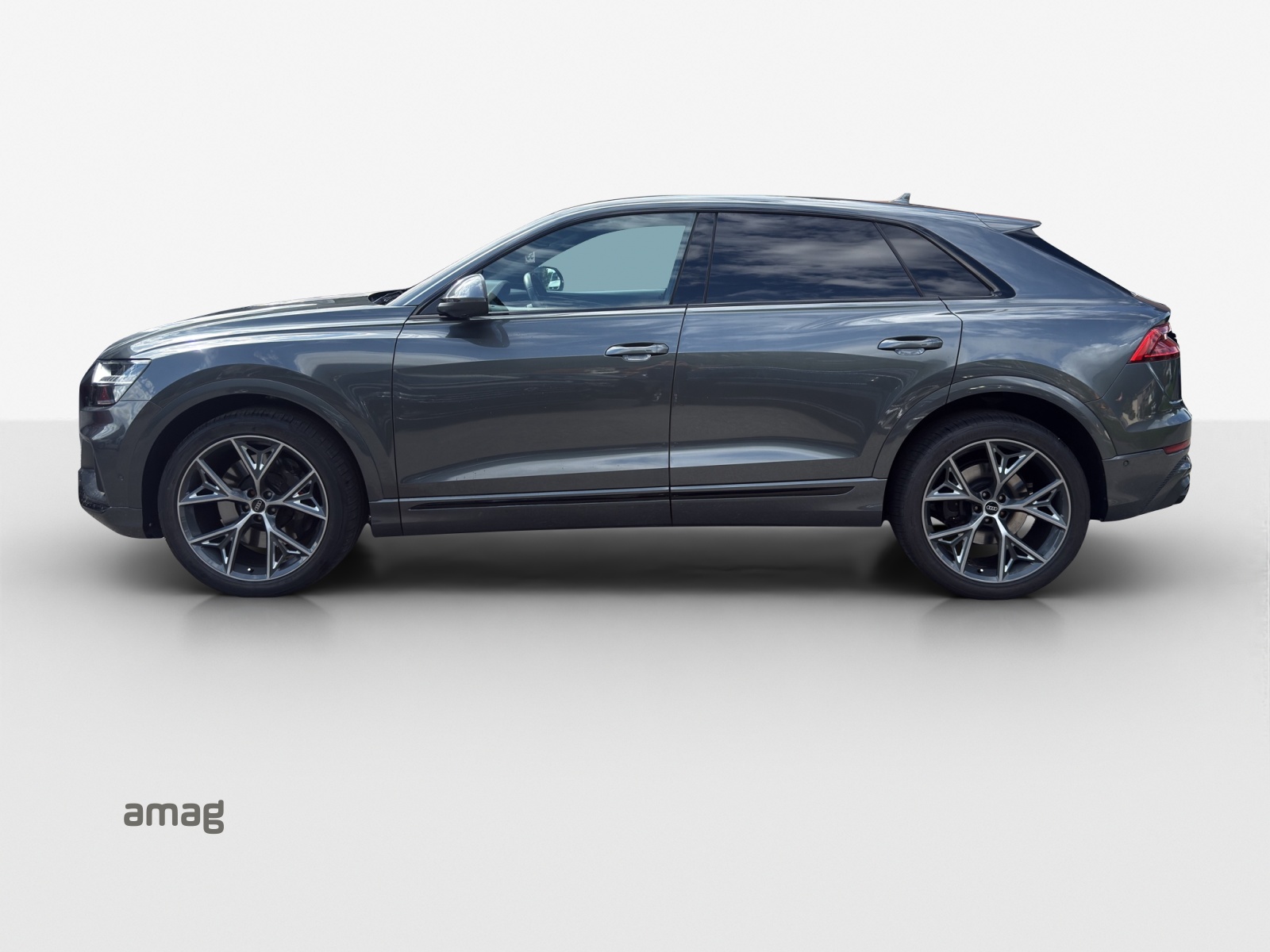 AUDI SQ8 TFSI quattro tiptronic-showroom-element-1