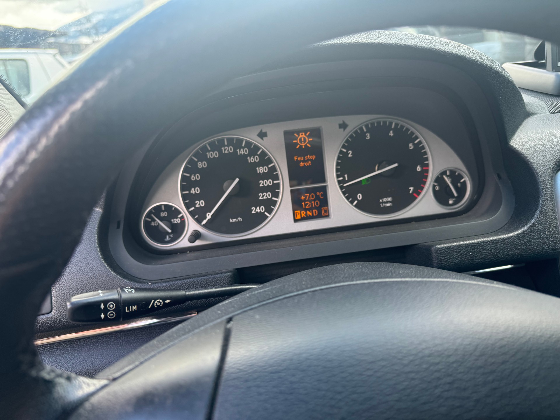 MERCEDES-BENZ B 200-image-8
