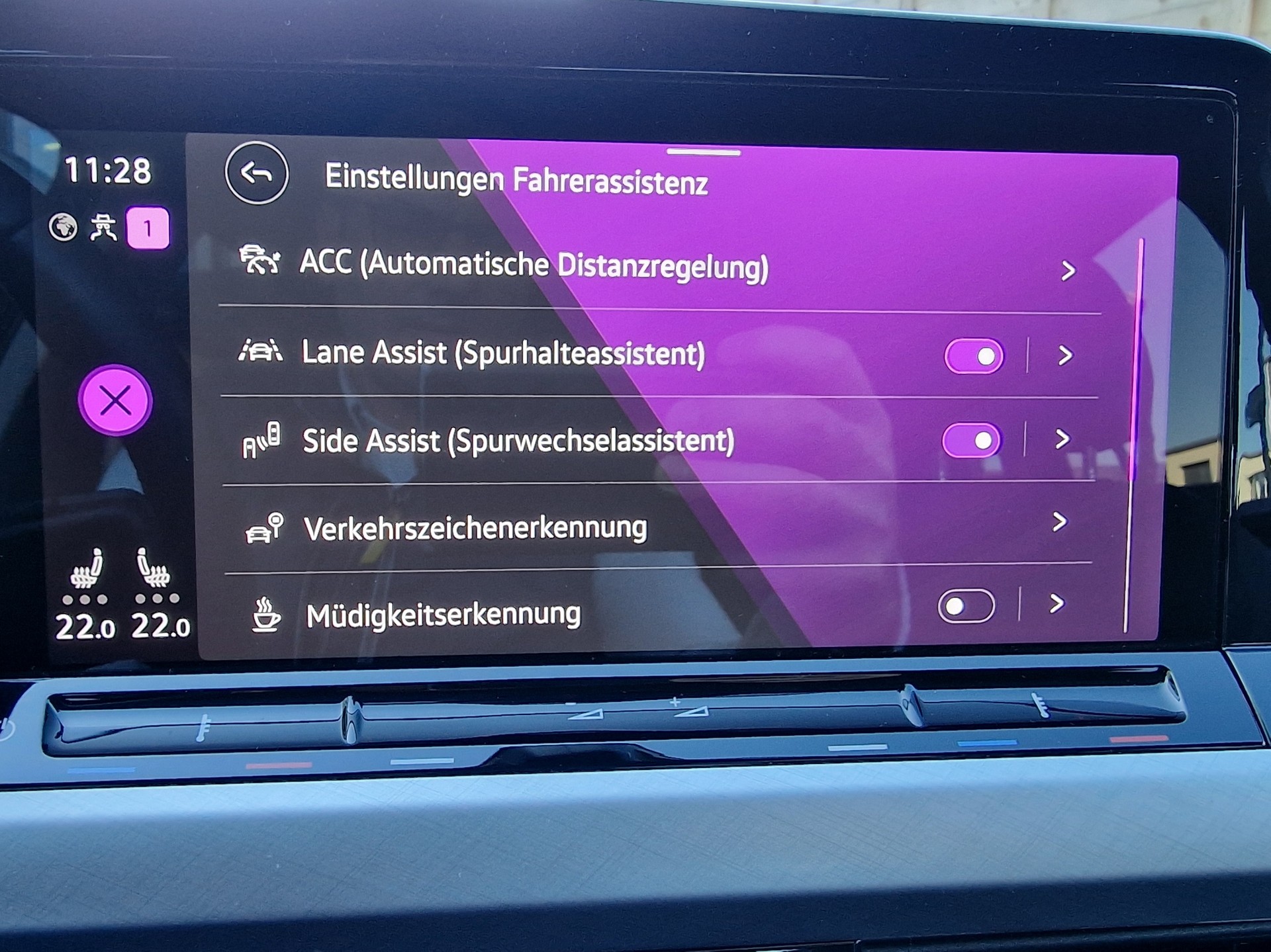 VW Golf 2.0 TDI Alltrack DSG 4Motion-image-12