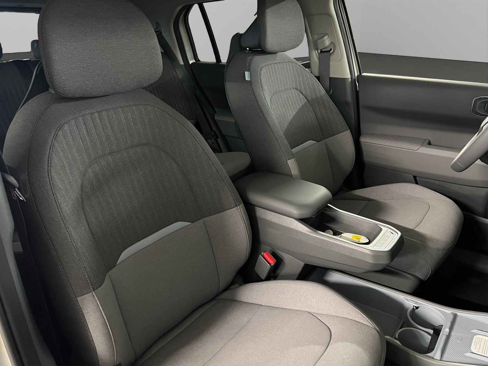 KIA EV3 81 kWh Earth-image-12