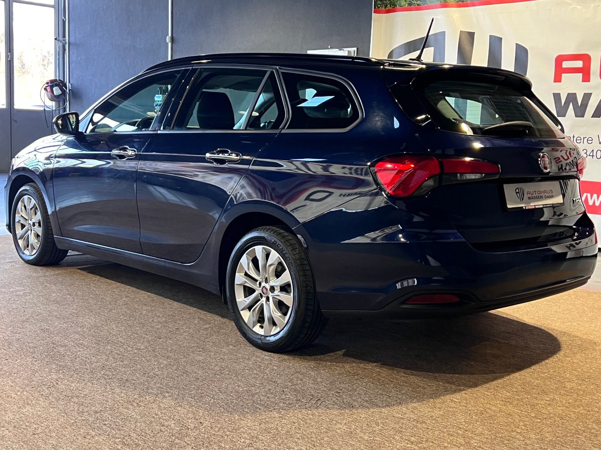 FIAT Tipo 1.6MJ Station Wagon Lounge-image-5