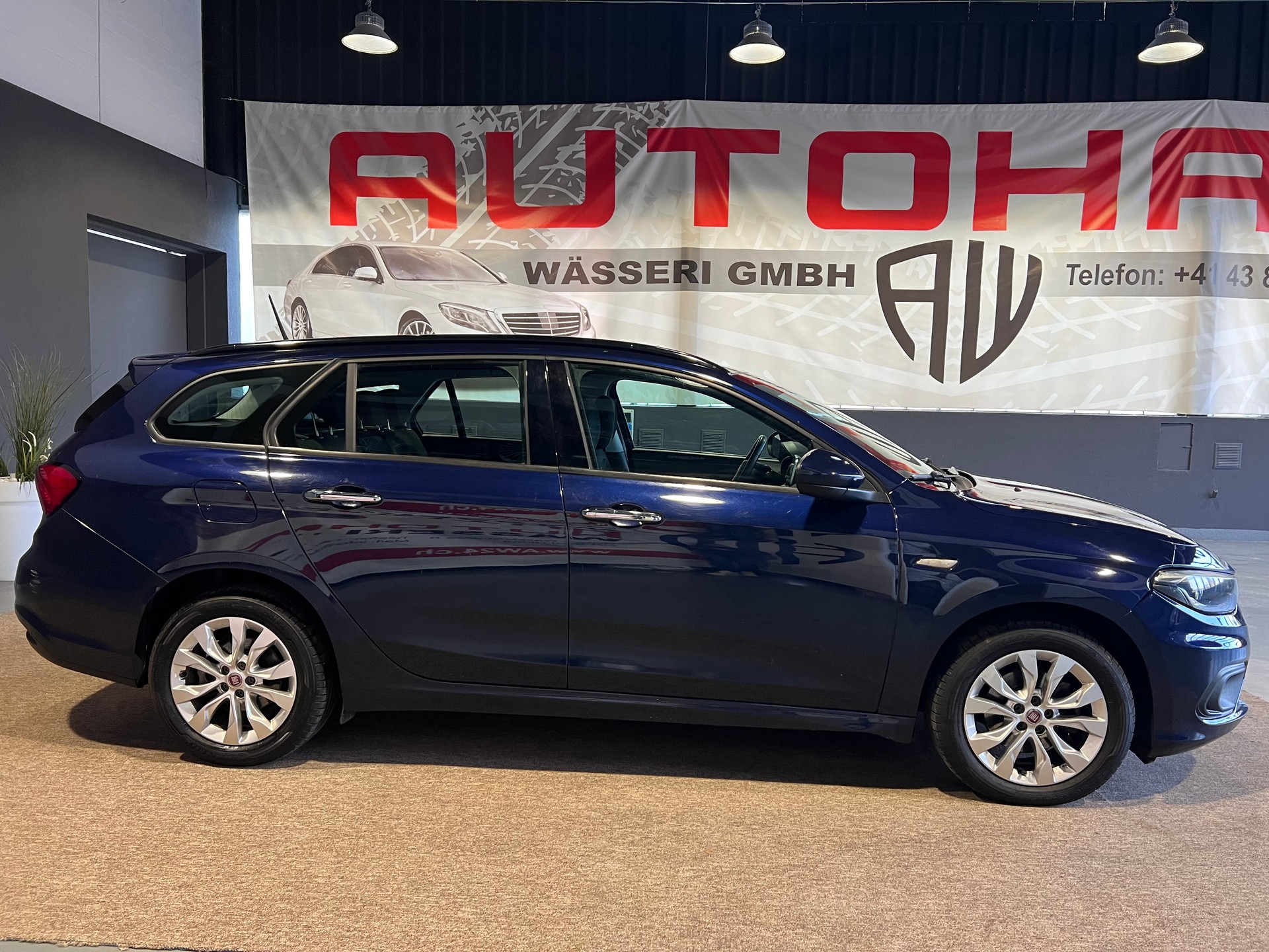 FIAT Tipo 1.6MJ Station Wagon Lounge-image-1