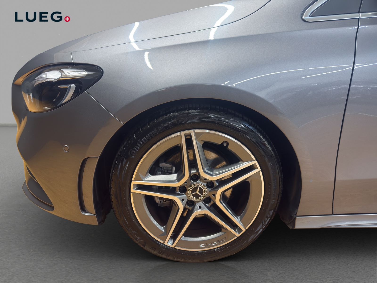 MERCEDES-BENZ B 200 - AMG / Rückfahrkamera / AHK / Sitzkomfort-Paket-image-6