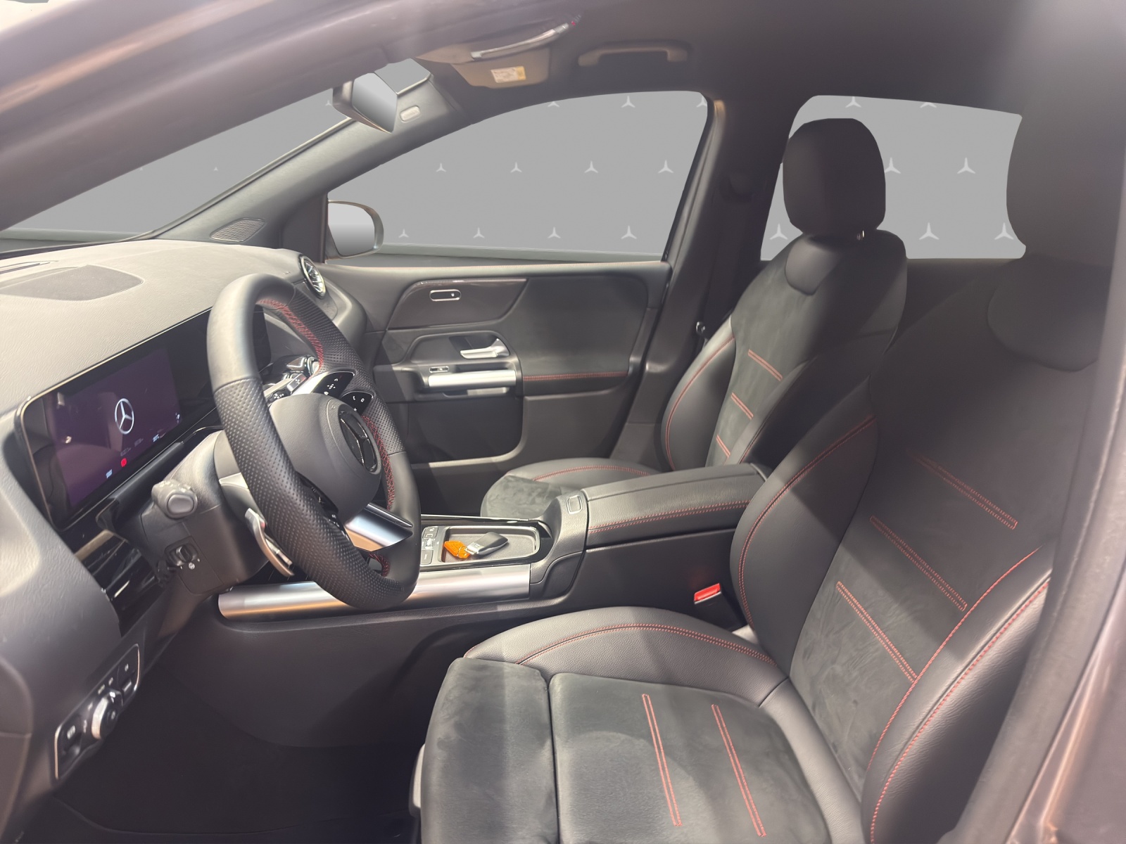 MERCEDES-BENZ B 200 - AMG / Rückfahrkamera / AHK / Sitzkomfort-Paket-image-7