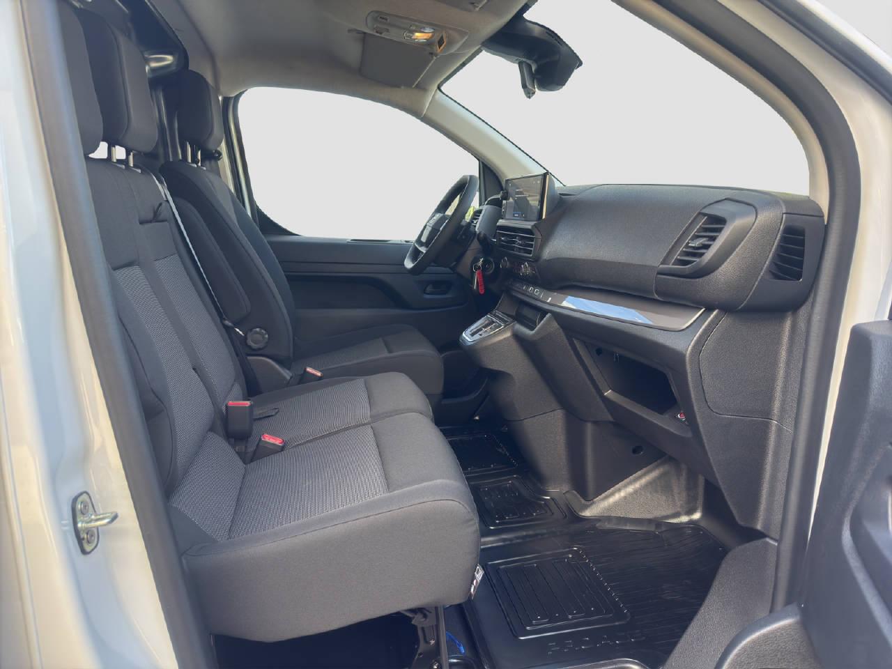 TOYOTA PROACE Van L2 2.0 D Advanced-image-15